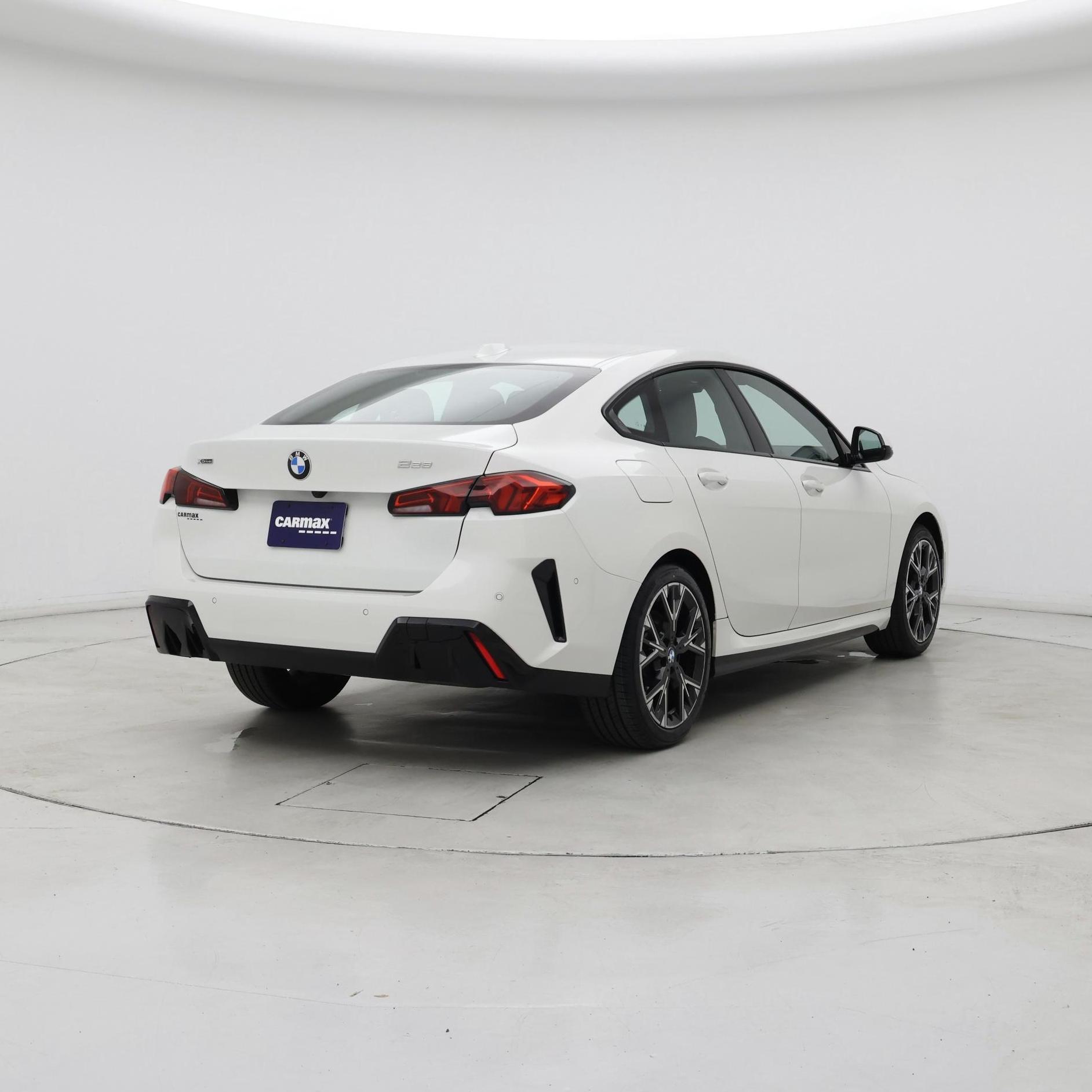 Thumbnail: 2025 BMW 2 Series - 8