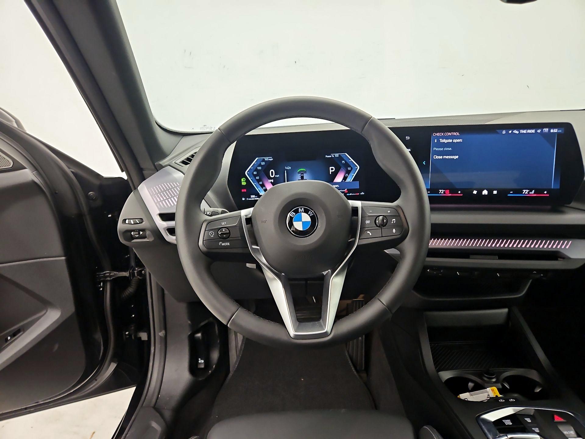 Thumbnail: 2025 BMW 2 Series - 10