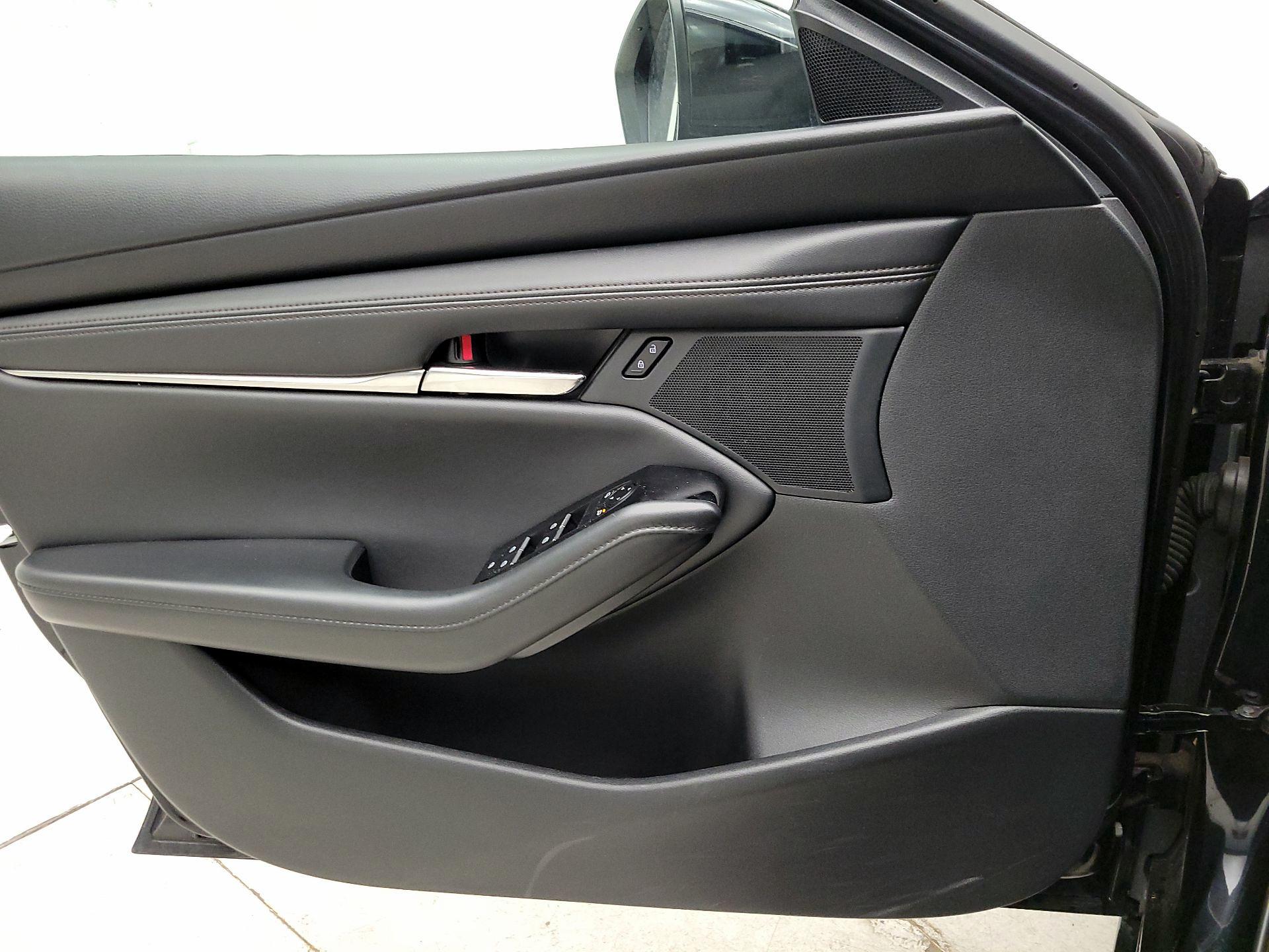 Thumbnail: 2024 Mazda Mazda3 - 12