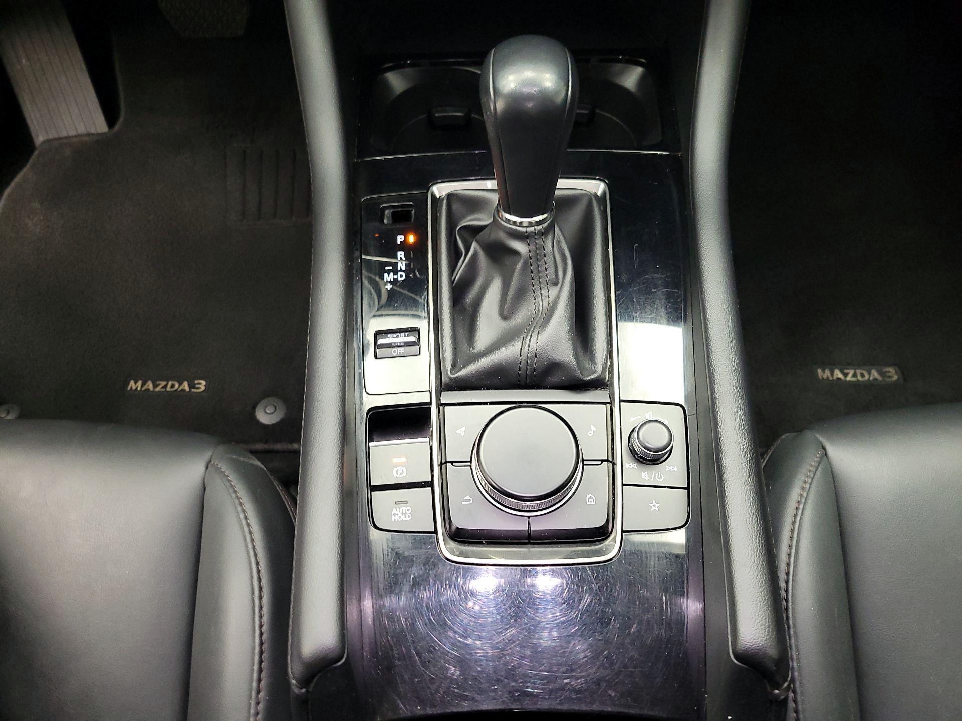 Thumbnail: 2024 Mazda Mazda3 - 18