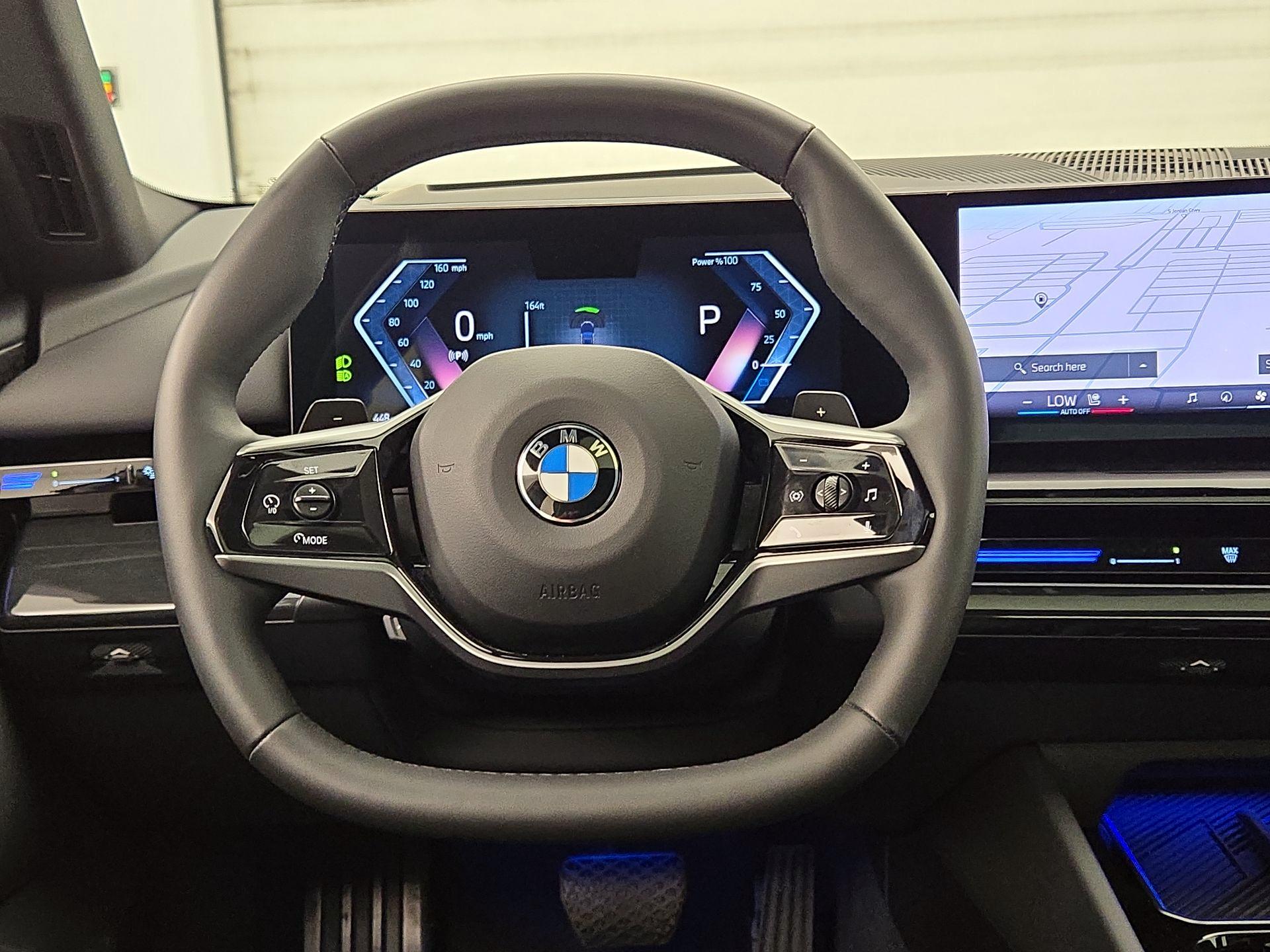 Thumbnail: 2025 BMW 5 Series - 10