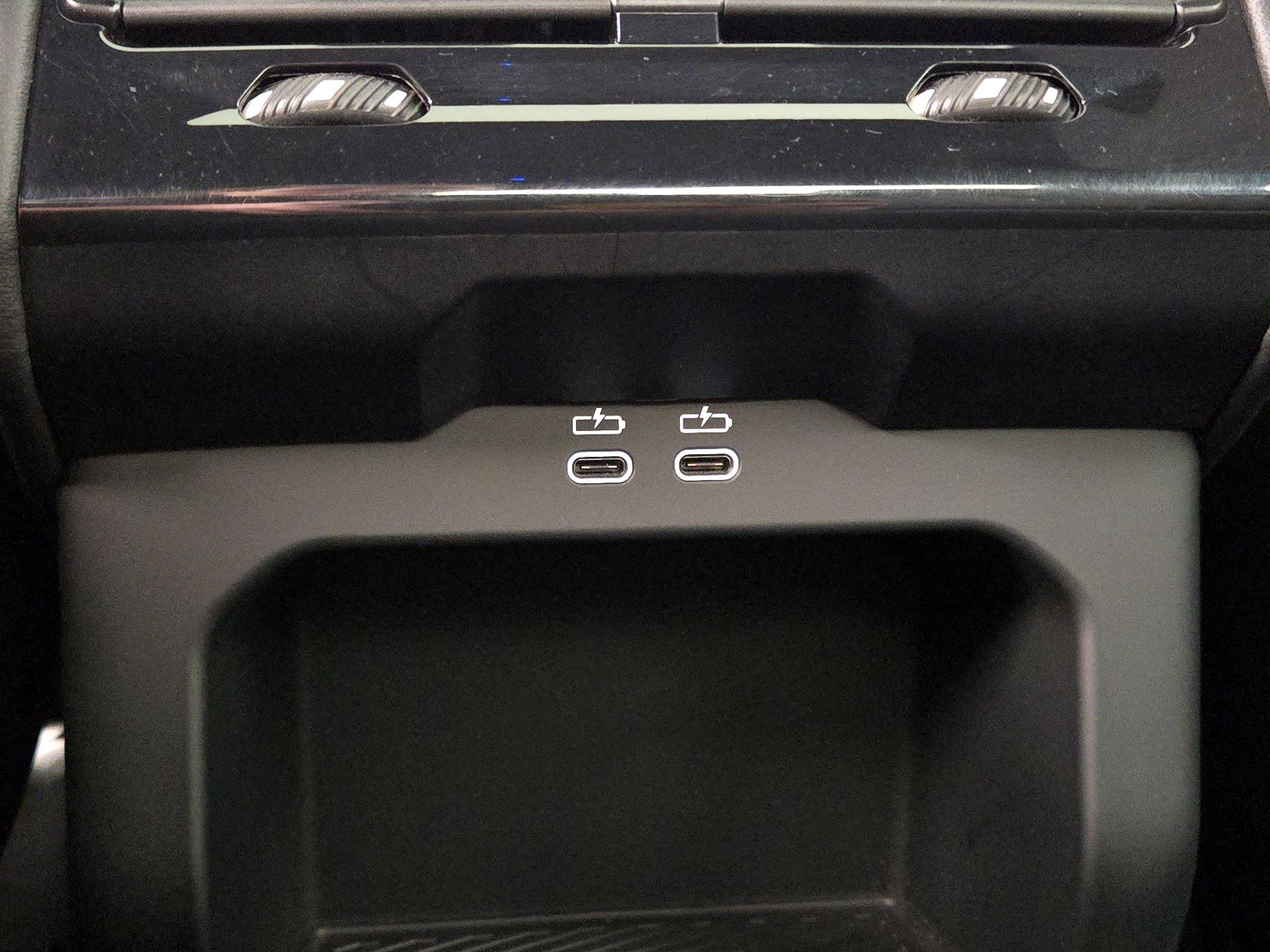 Thumbnail: 2025 BMW 5 Series - 19