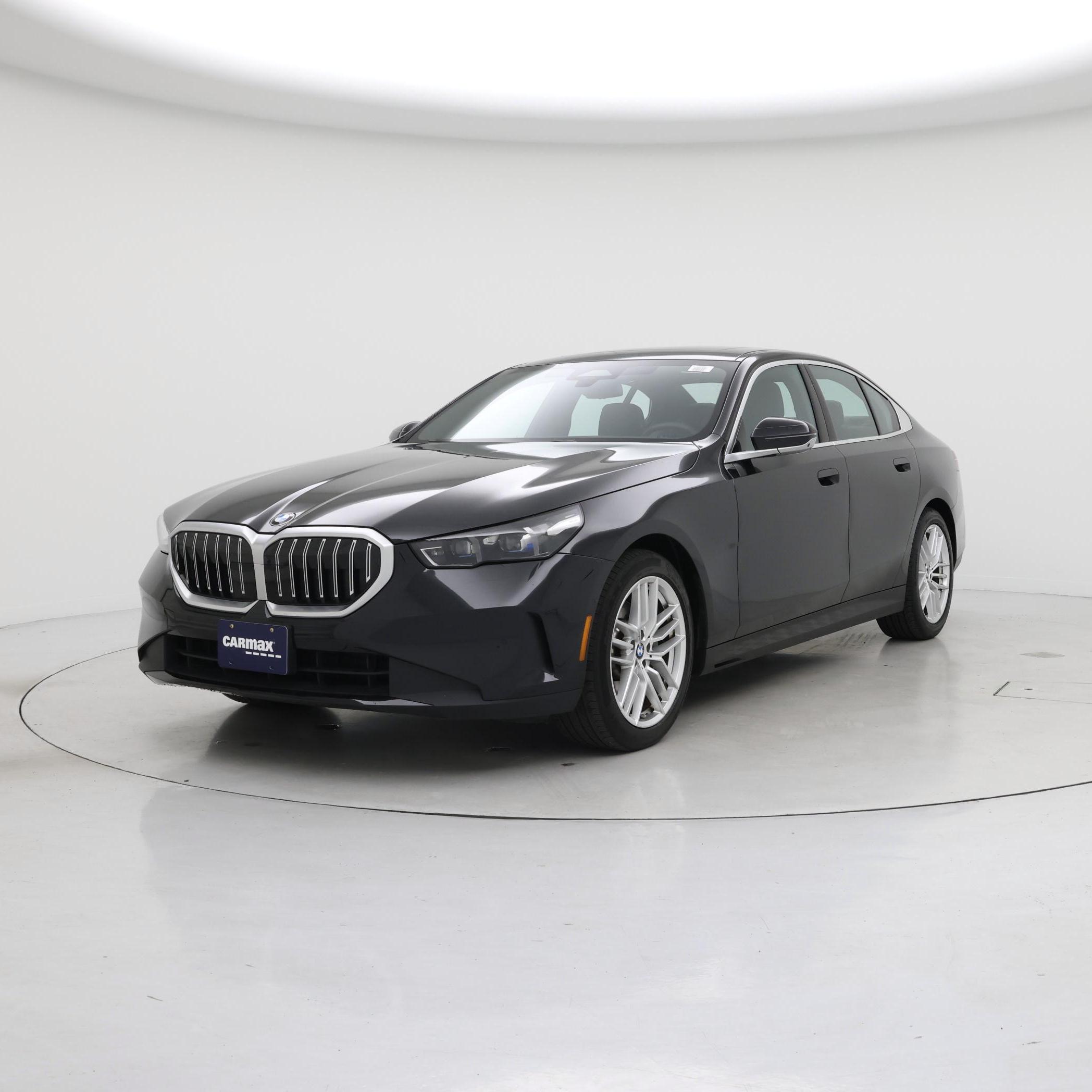 Thumbnail: 2025 BMW 5 Series - 4