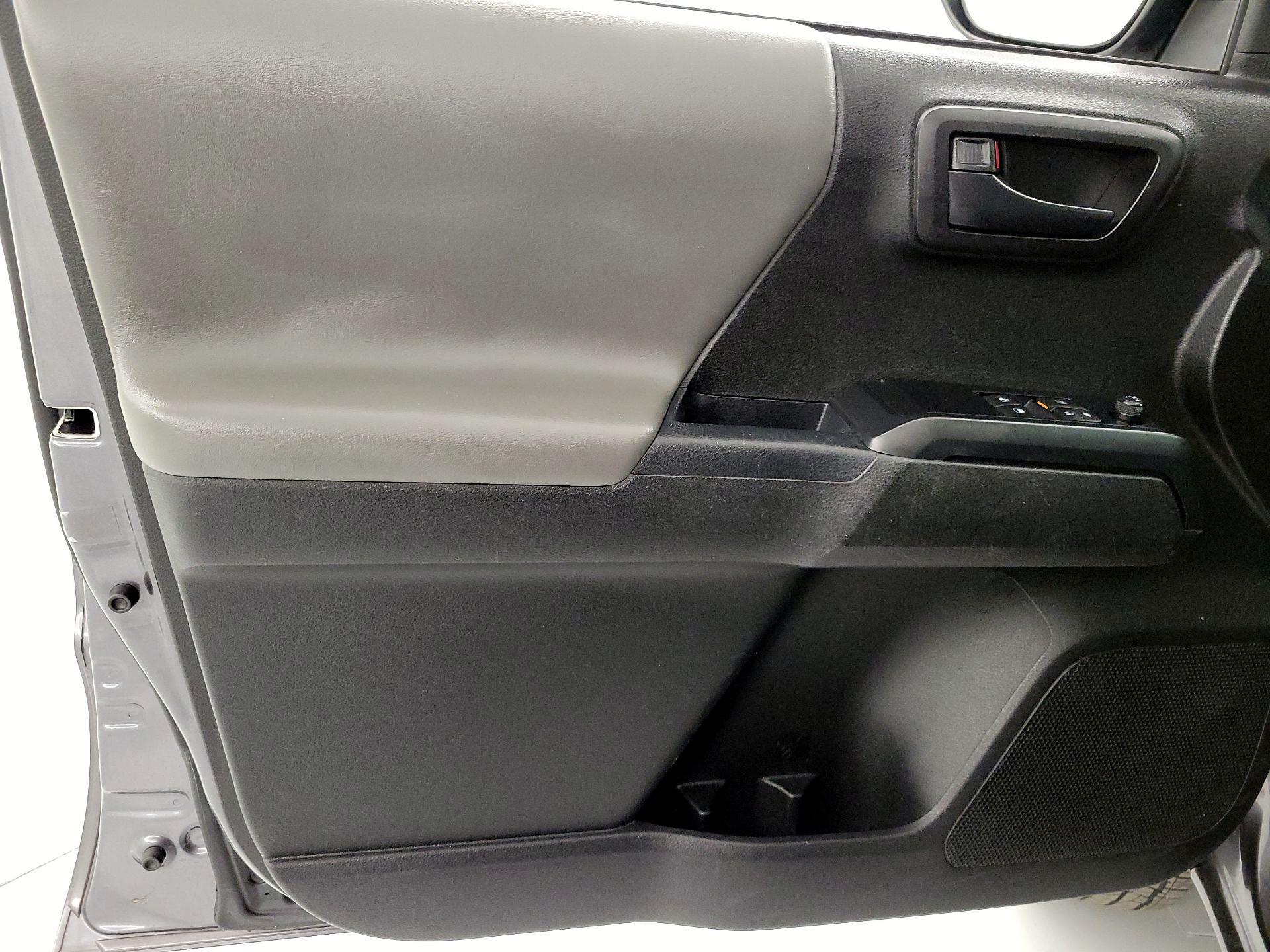 Thumbnail: 2023 Toyota Tacoma - 12