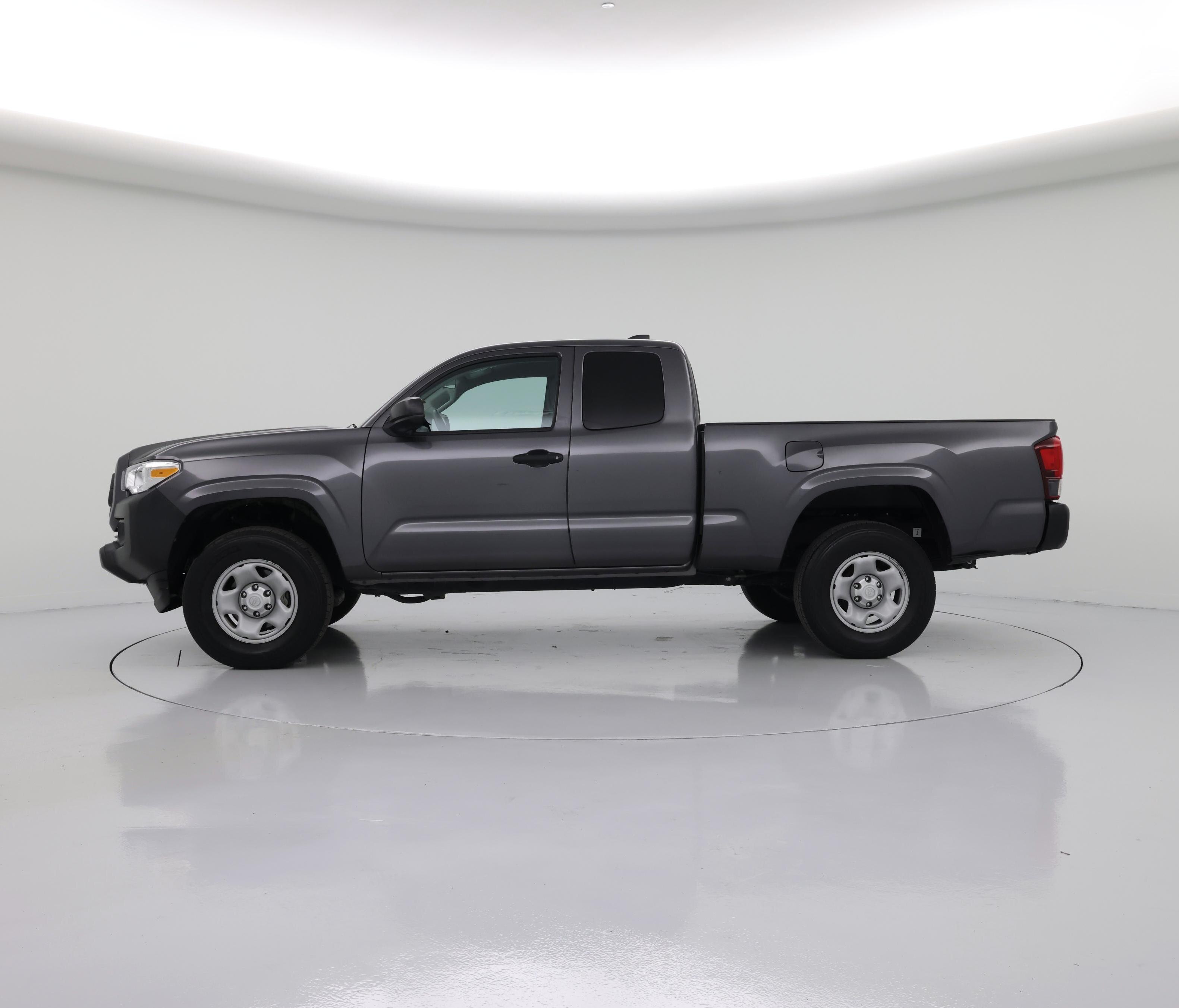 Thumbnail: 2023 Toyota Tacoma - 3