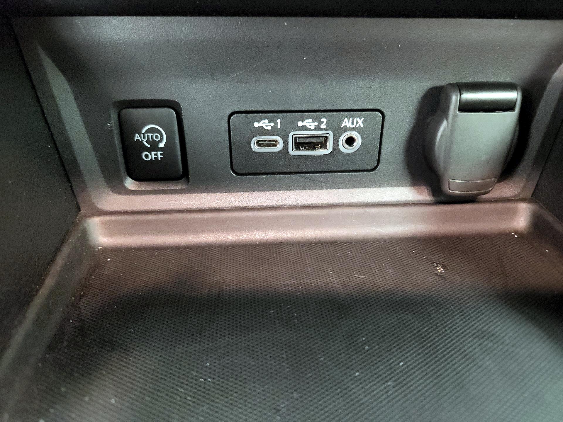 Thumbnail: 2024 Nissan Sentra - 18