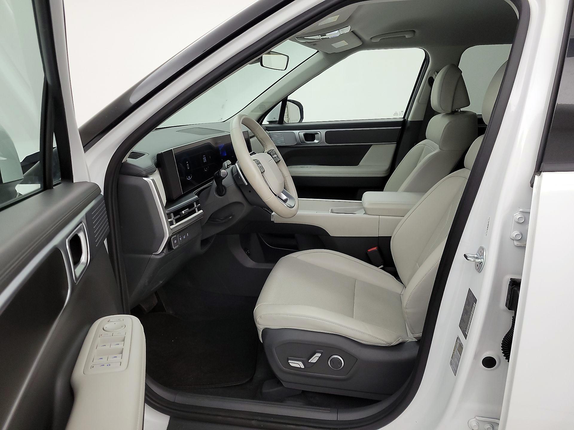 Thumbnail: 2025 Hyundai Santa Fe - 9