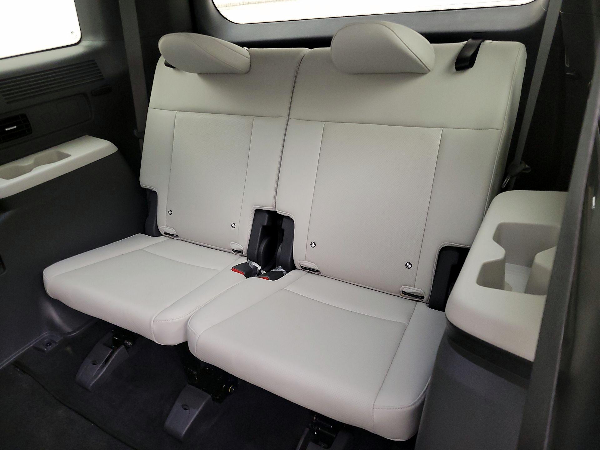 Thumbnail: 2025 Hyundai Santa Fe - 18