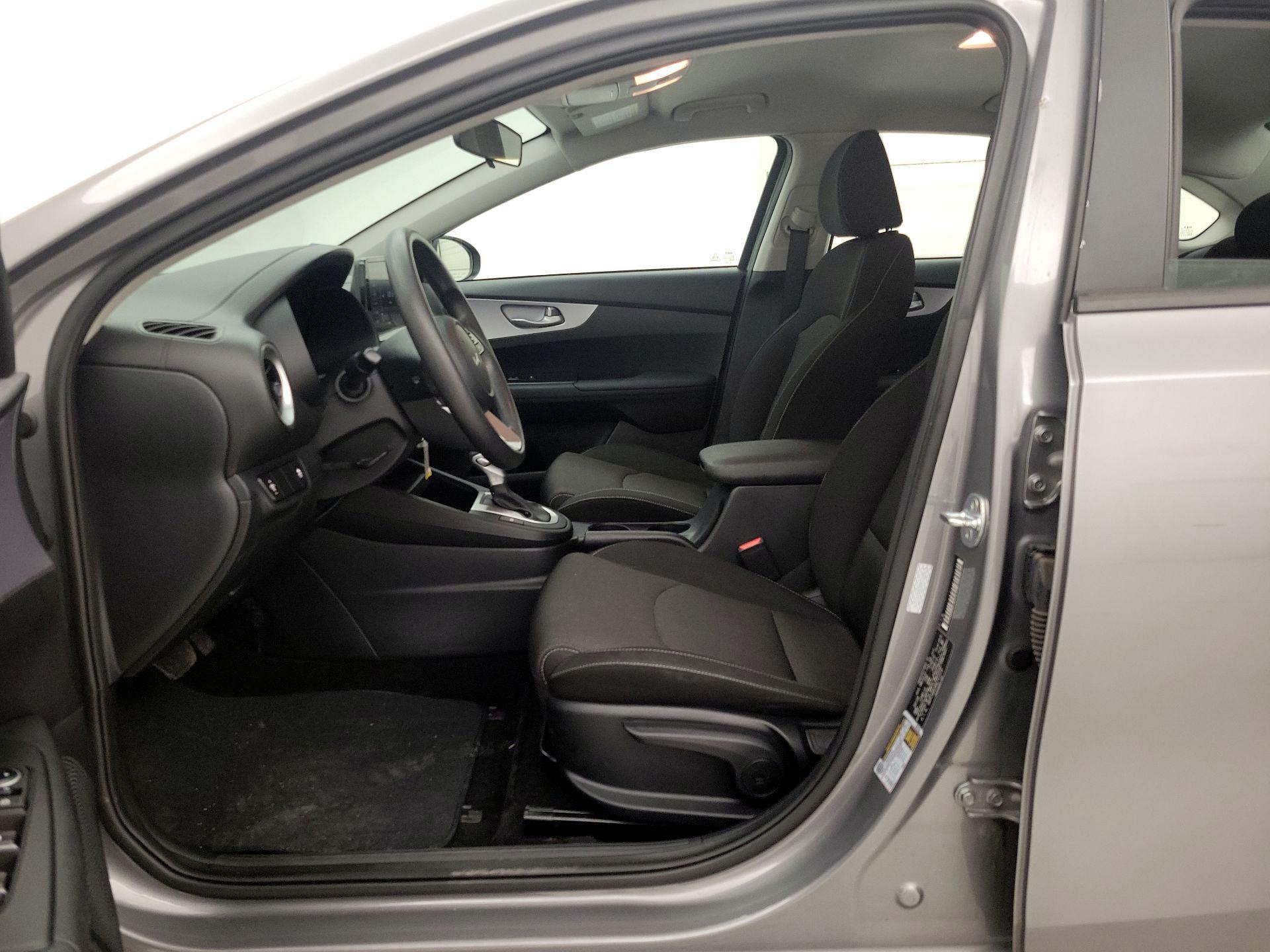 Thumbnail: 2024 Kia Forte - 11