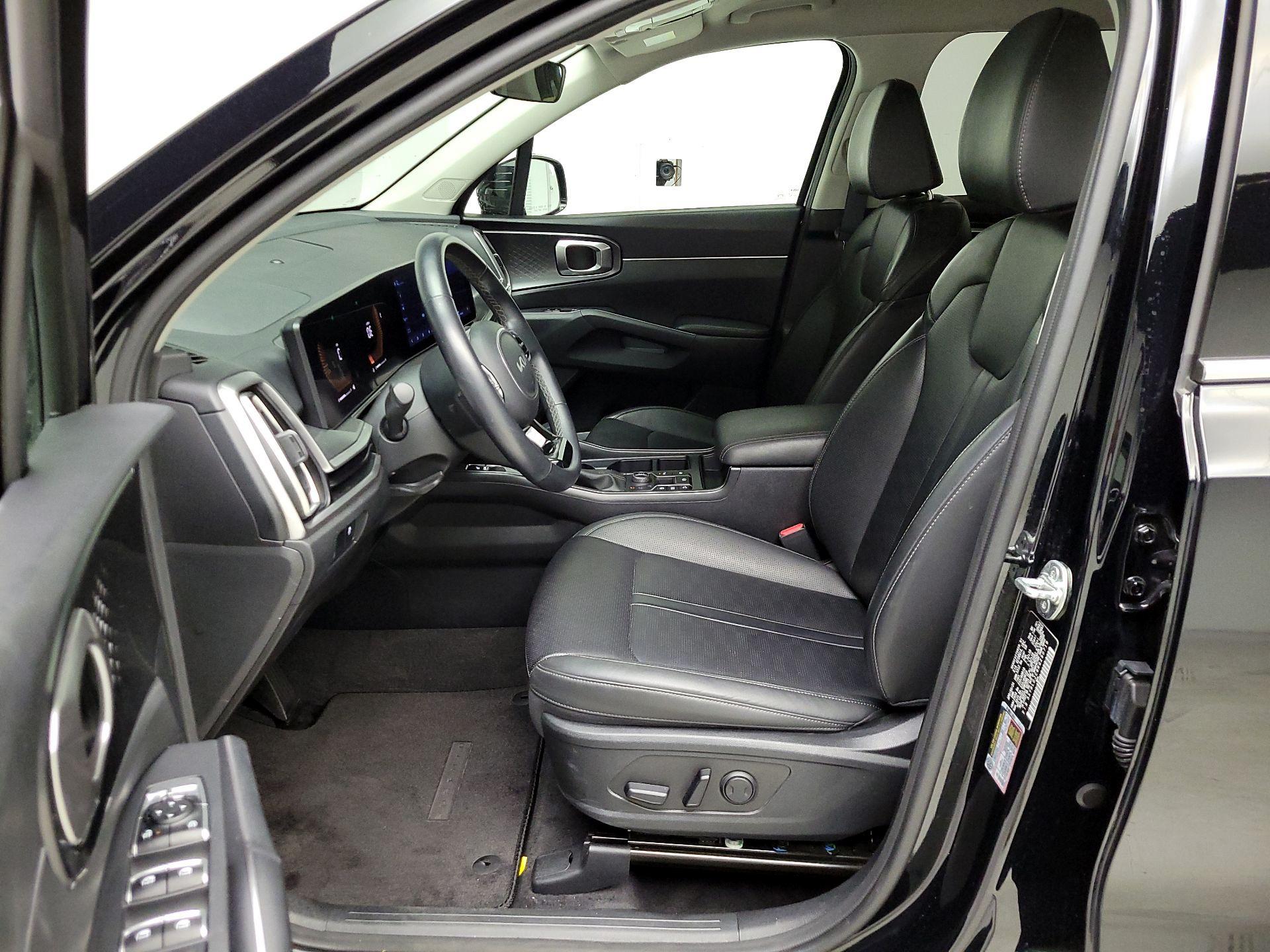 Thumbnail: 2024 Kia Sorento - 9