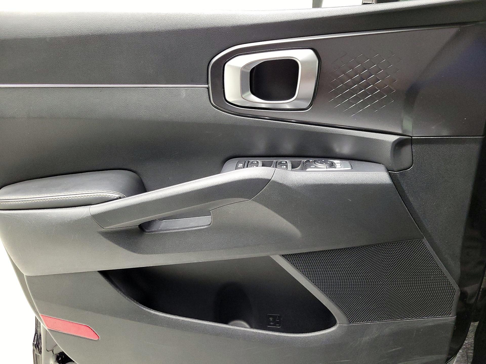 Thumbnail: 2024 Kia Sorento - 10