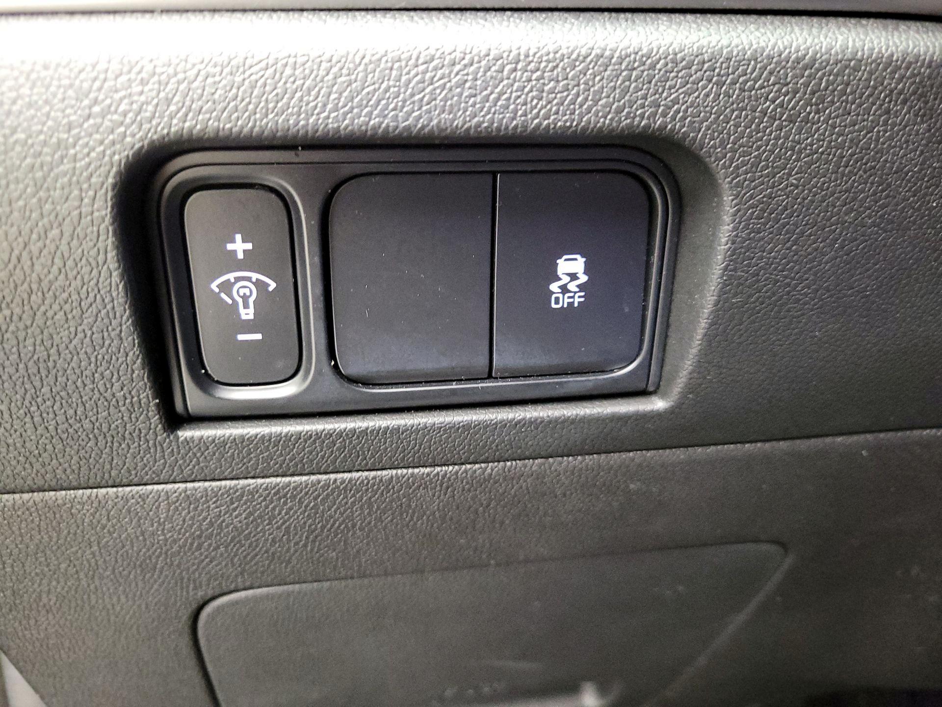 Thumbnail: 2024 Kia Sorento - 11