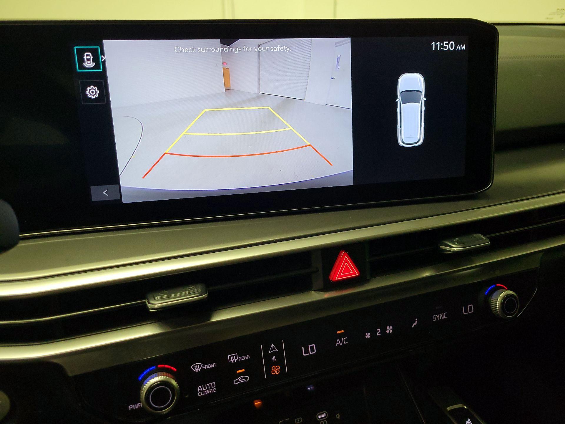 Thumbnail: 2024 Kia Sorento - 13