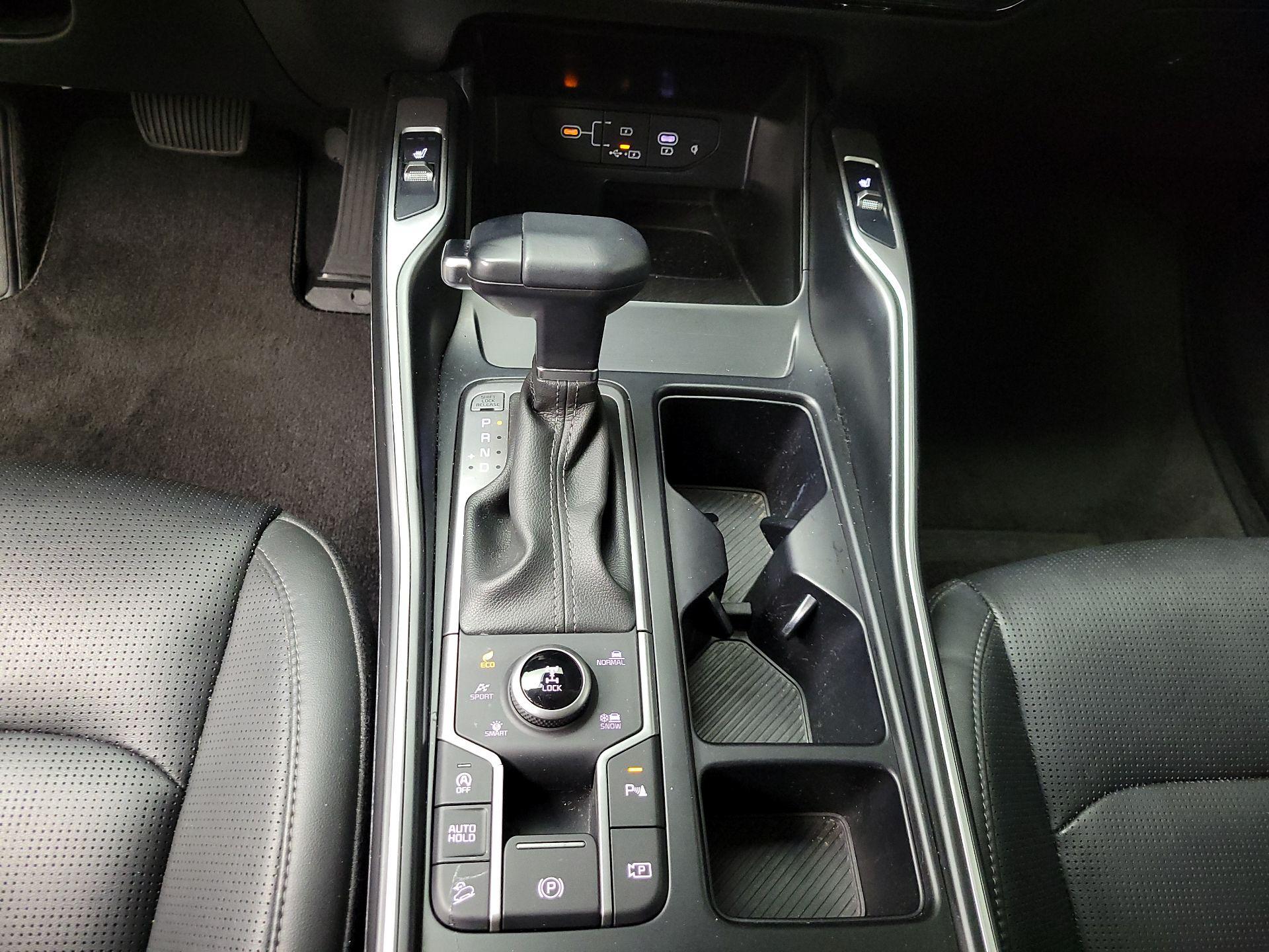 Thumbnail: 2024 Kia Sorento - 16