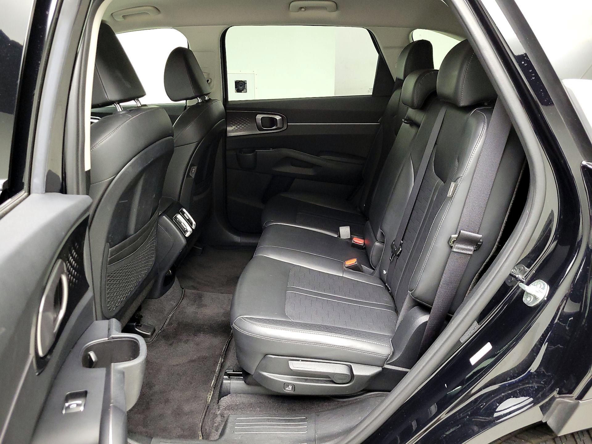 Thumbnail: 2024 Kia Sorento - 18