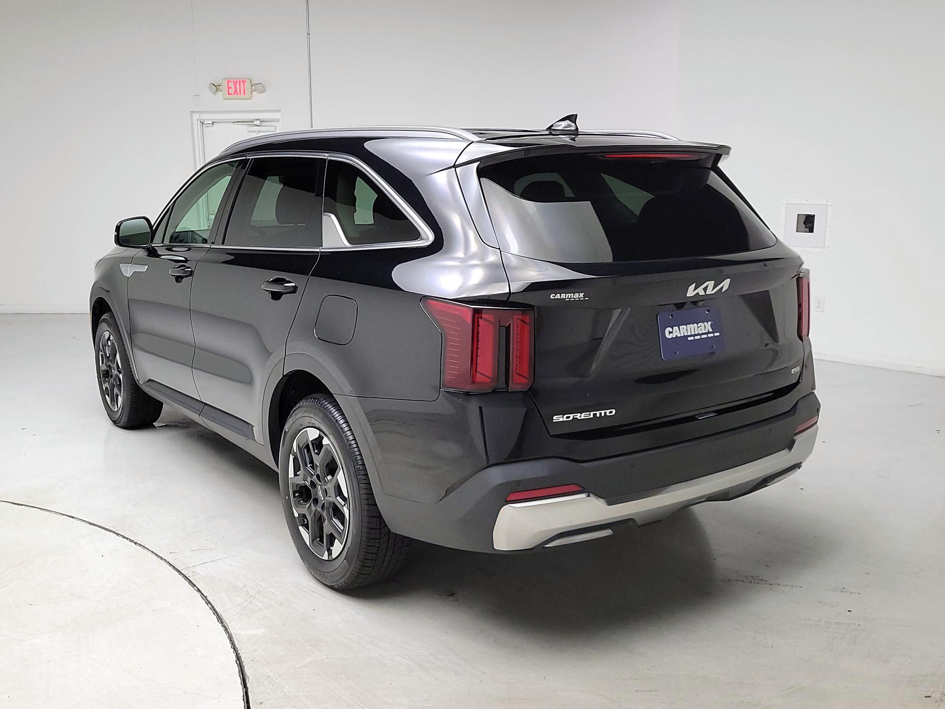 Thumbnail: 2024 Kia Sorento - 7