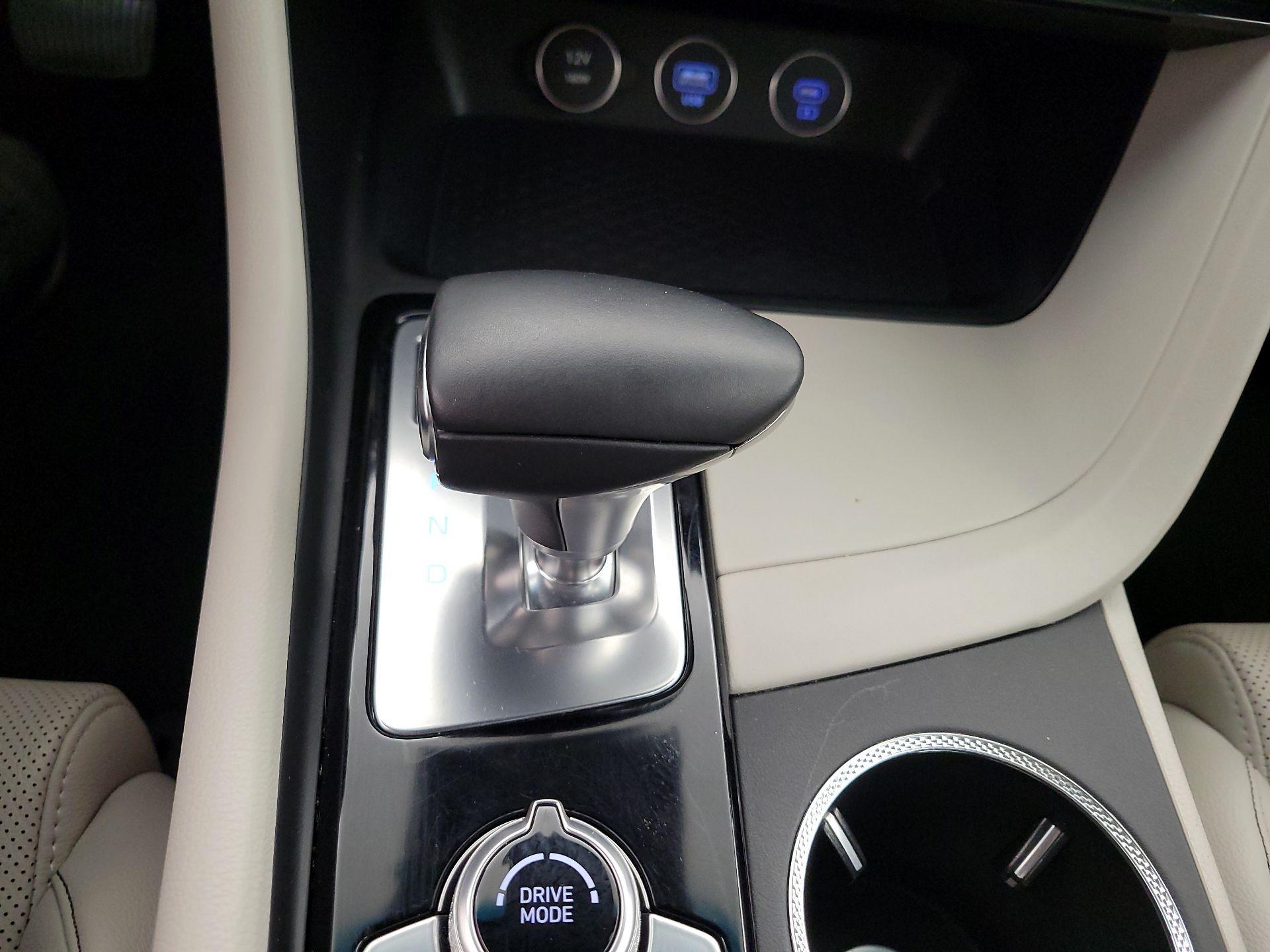 Thumbnail: 2025 Genesis G70 - 18