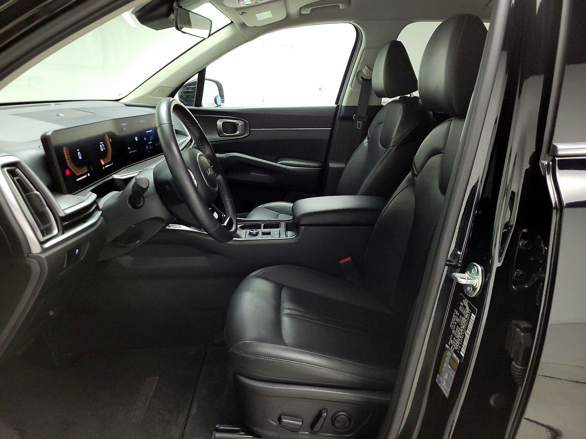 Thumbnail: 2024 Kia Sorento - 11