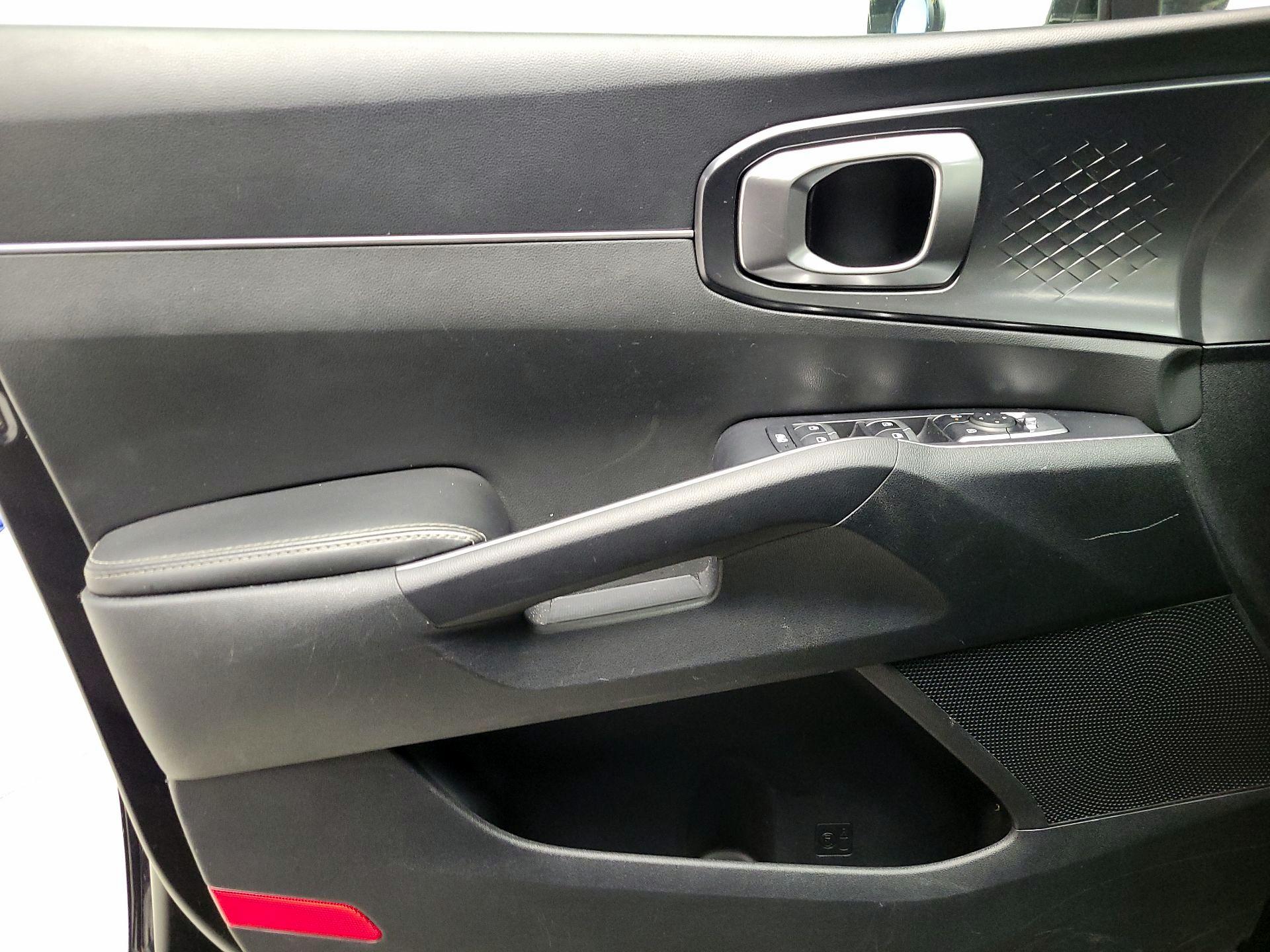 Thumbnail: 2024 Kia Sorento - 12