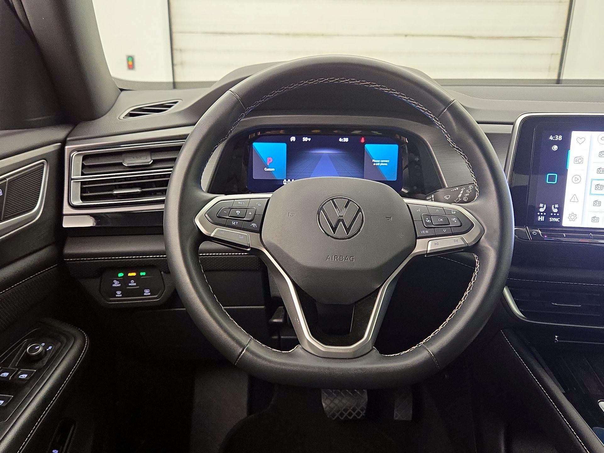 Thumbnail: 2025 Volkswagen Atlas - 10