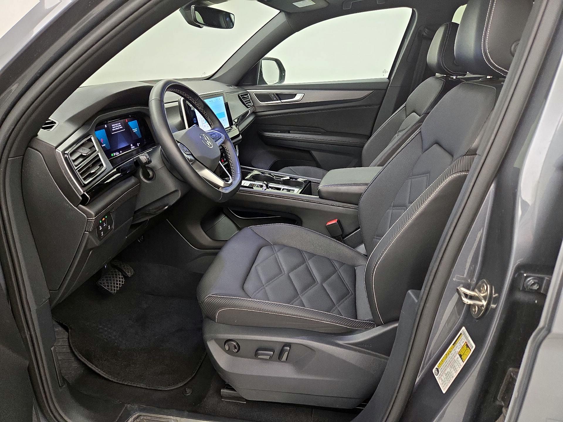 Thumbnail: 2025 Volkswagen Atlas - 11