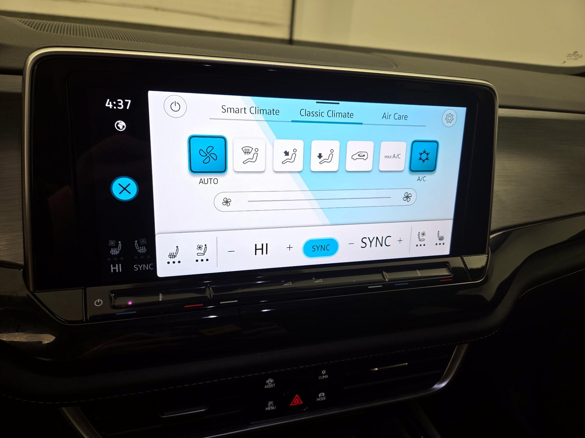 Thumbnail: 2025 Volkswagen Atlas - 16