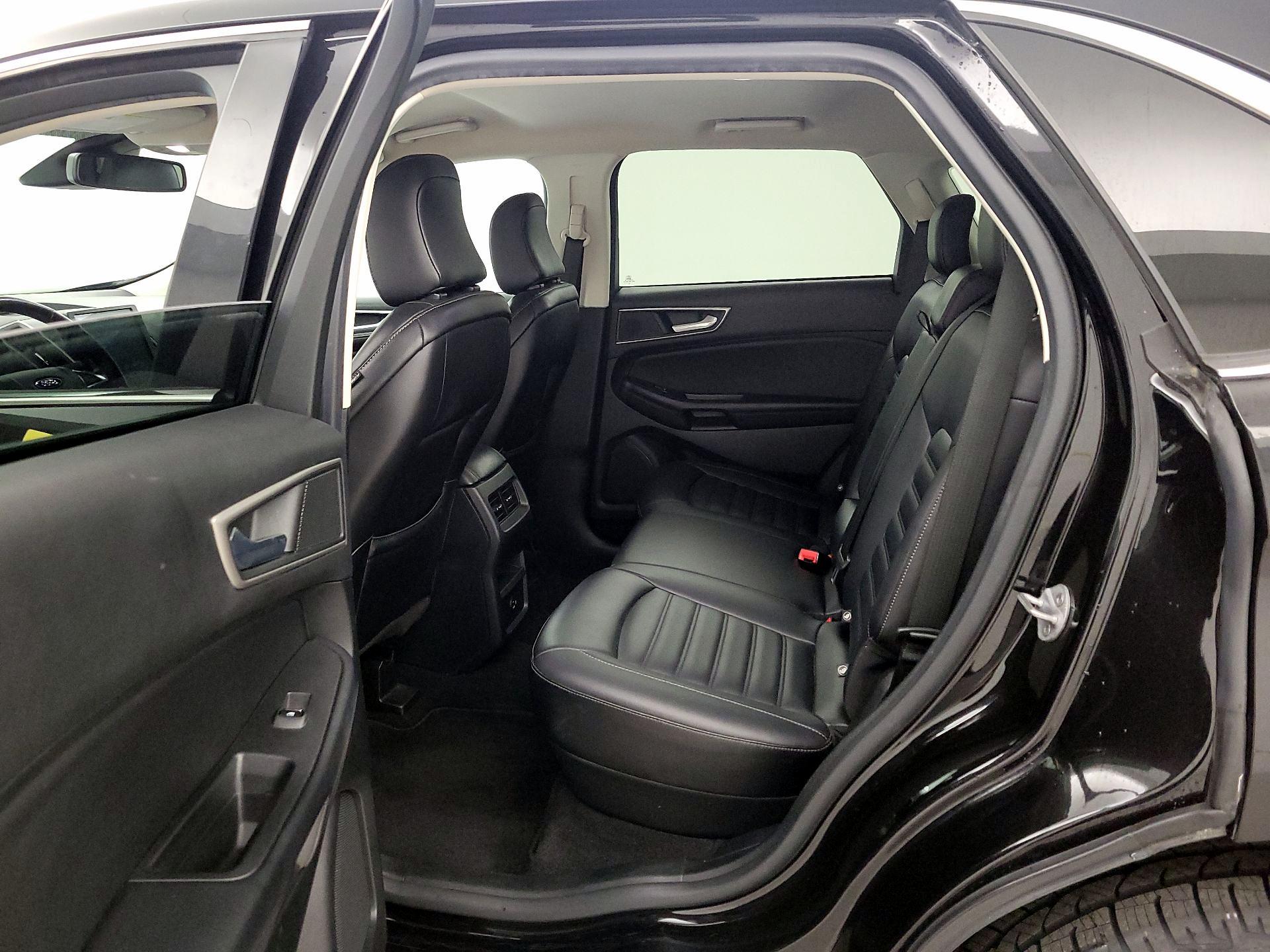 Thumbnail: 2022 Ford Edge - 19