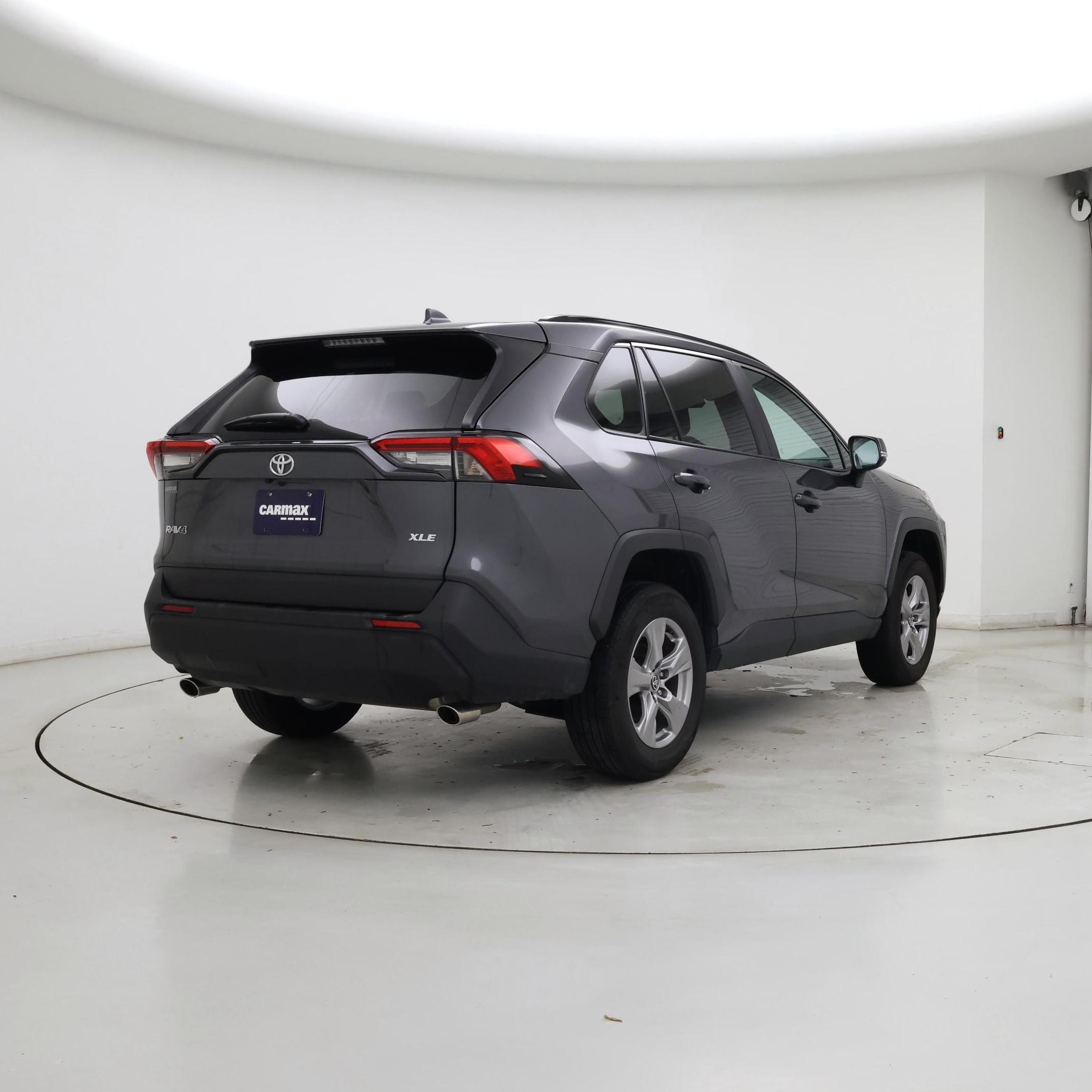 Thumbnail: 2025 Toyota RAV4 - 8