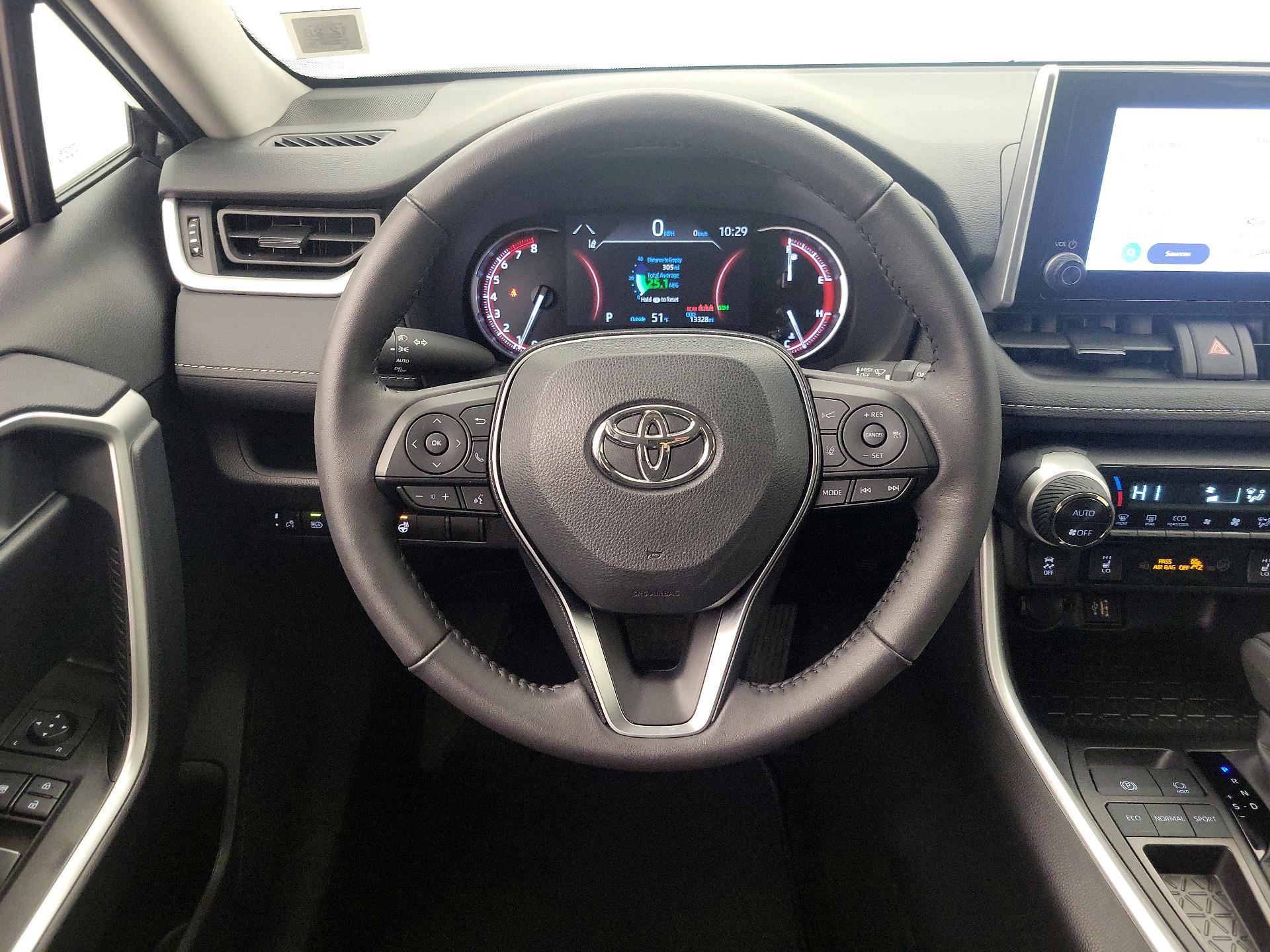 Thumbnail: 2025 Toyota RAV4 - 10