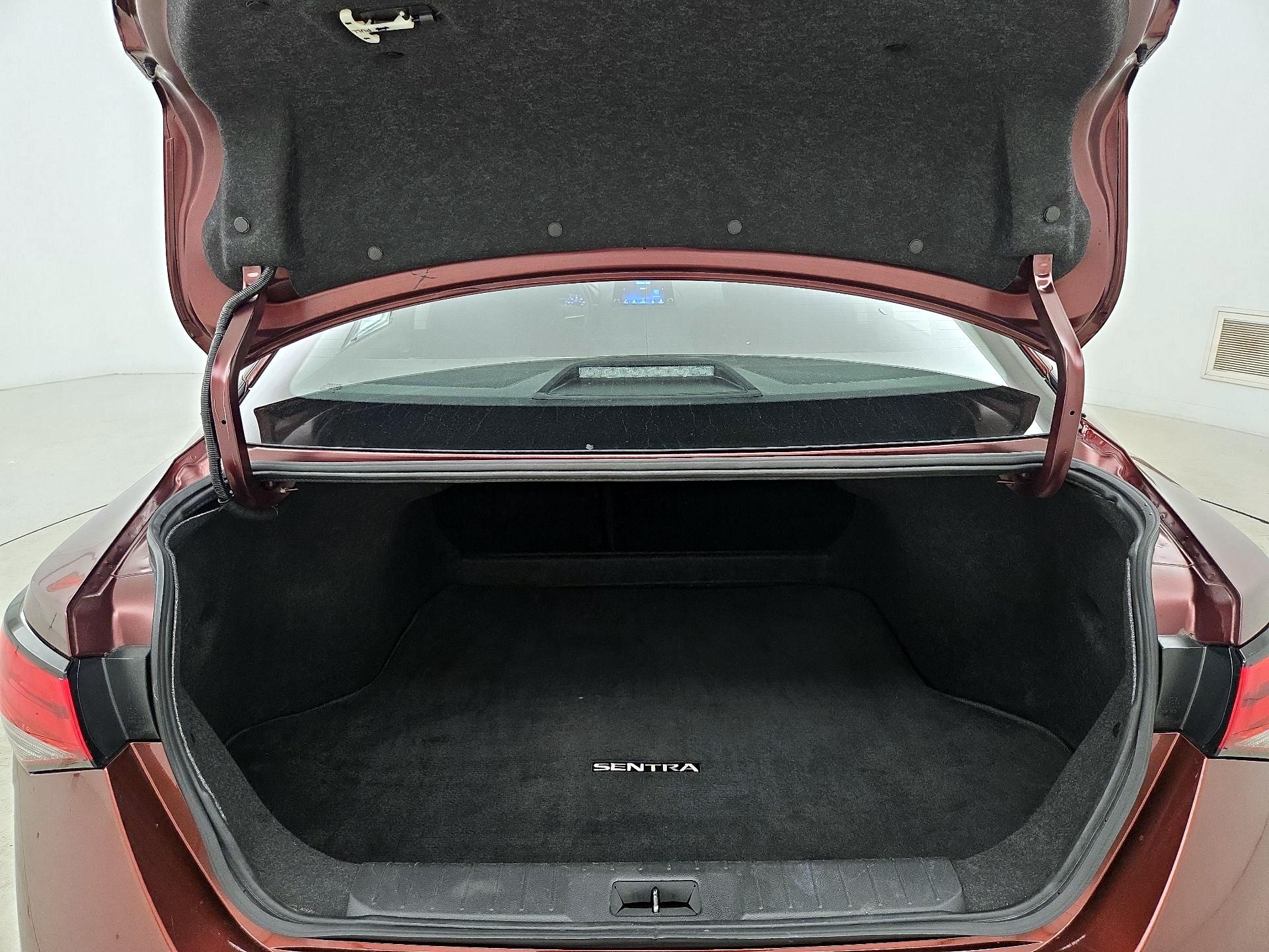 Thumbnail: 2024 Nissan Sentra - 20