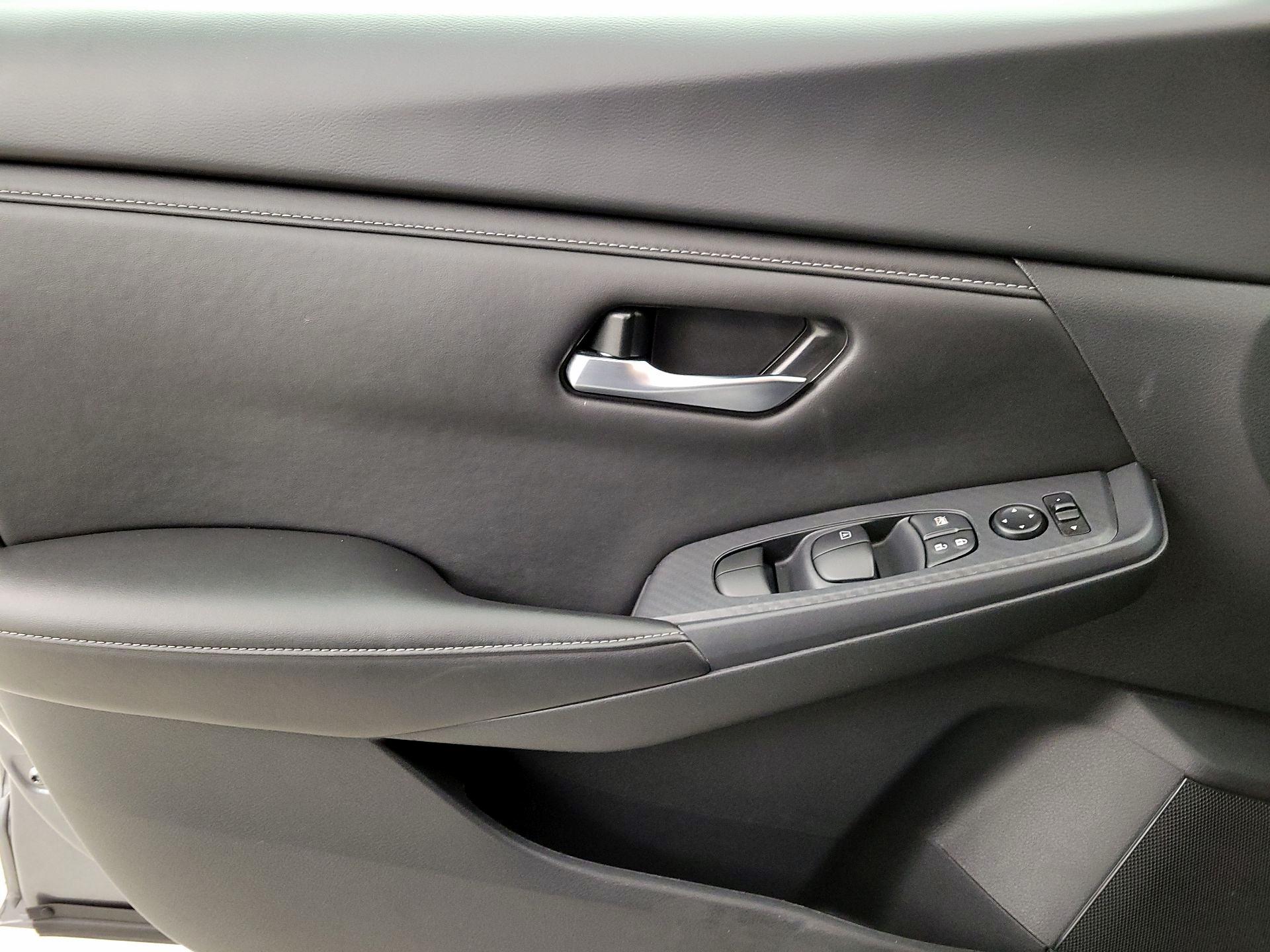 Thumbnail: 2024 Nissan Sentra - 12