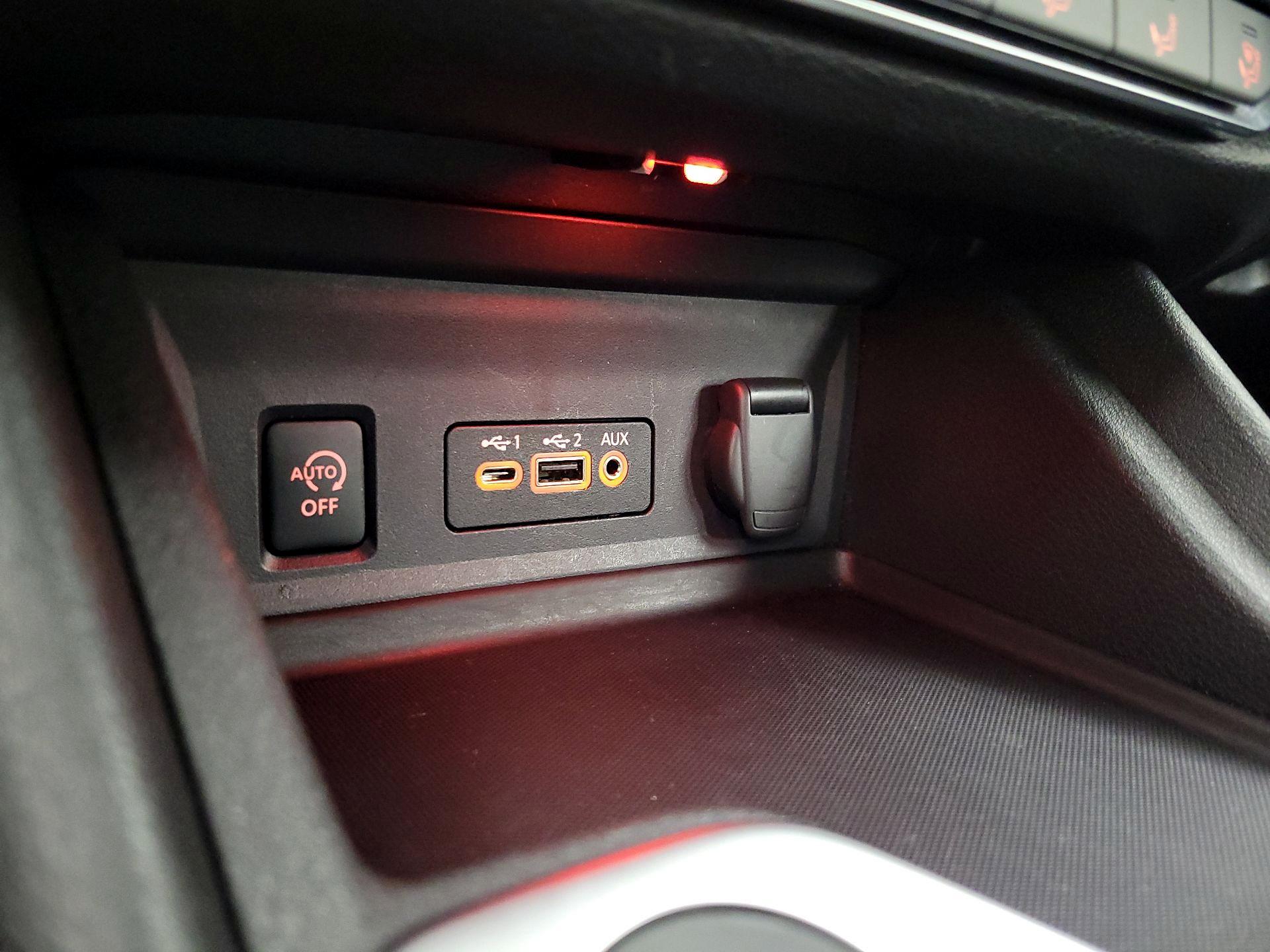 Thumbnail: 2024 Nissan Sentra - 18