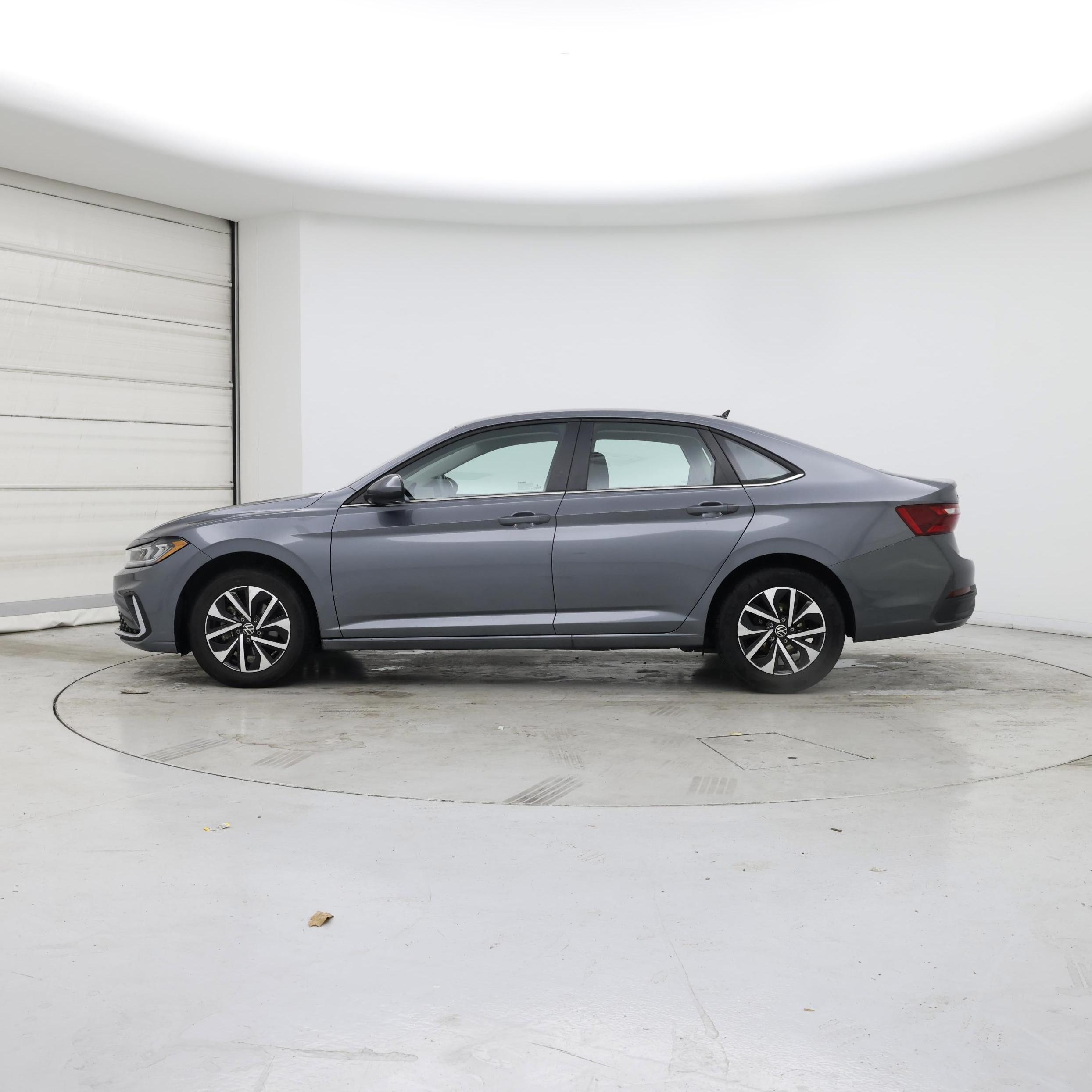 Thumbnail: 2025 Volkswagen Jetta - 3