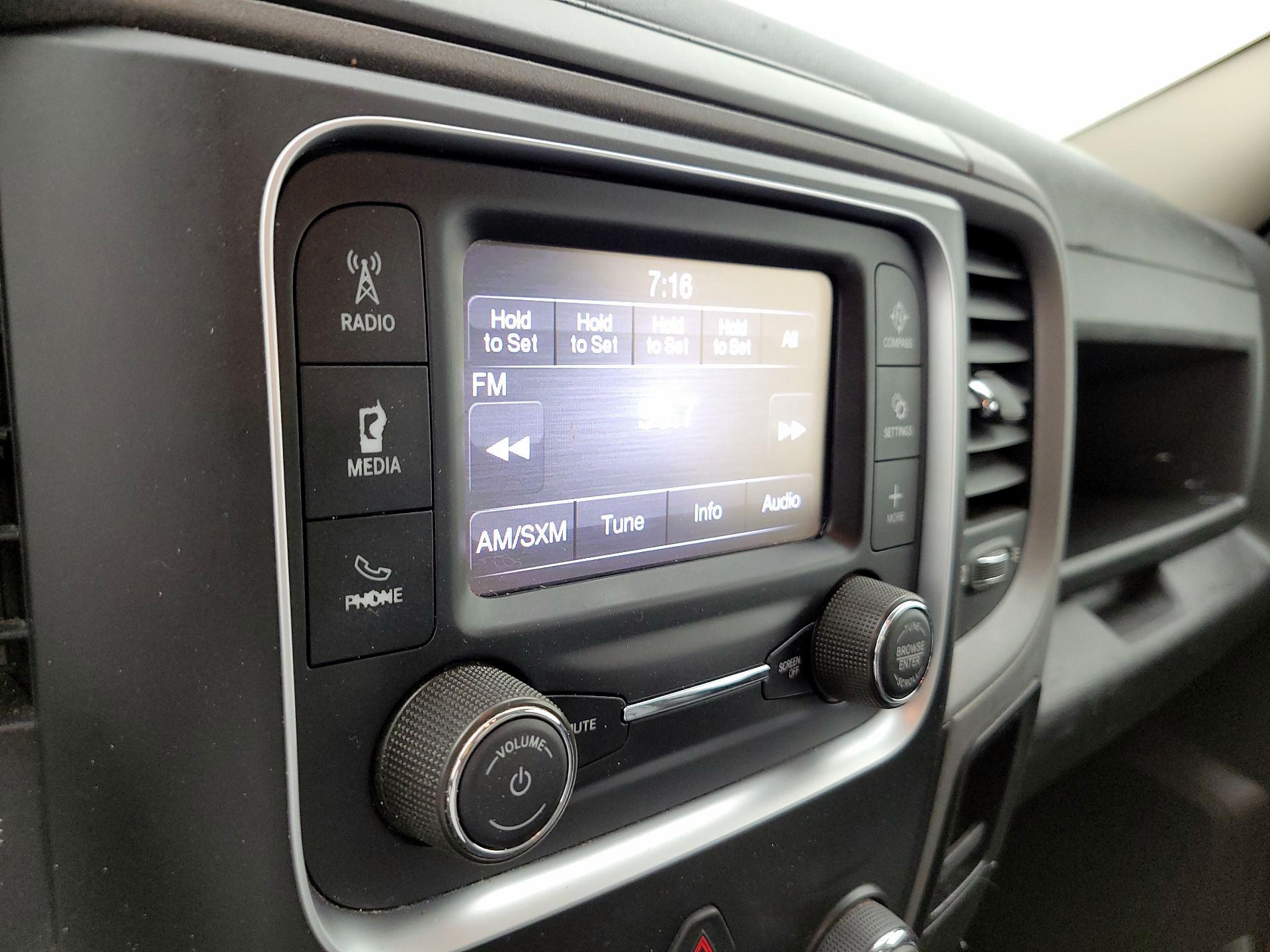 Thumbnail: 2022 RAM 1500 Classic - 15