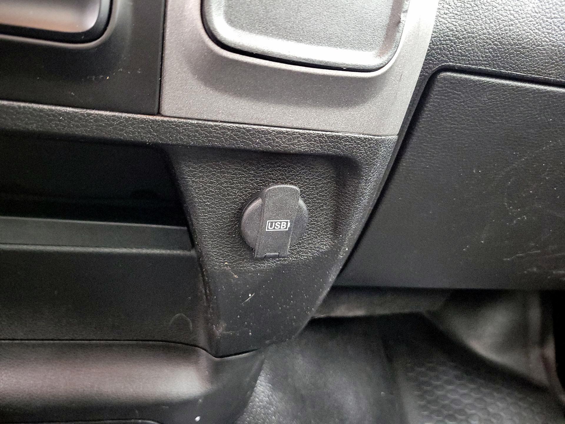 Thumbnail: 2022 RAM 1500 Classic - 18