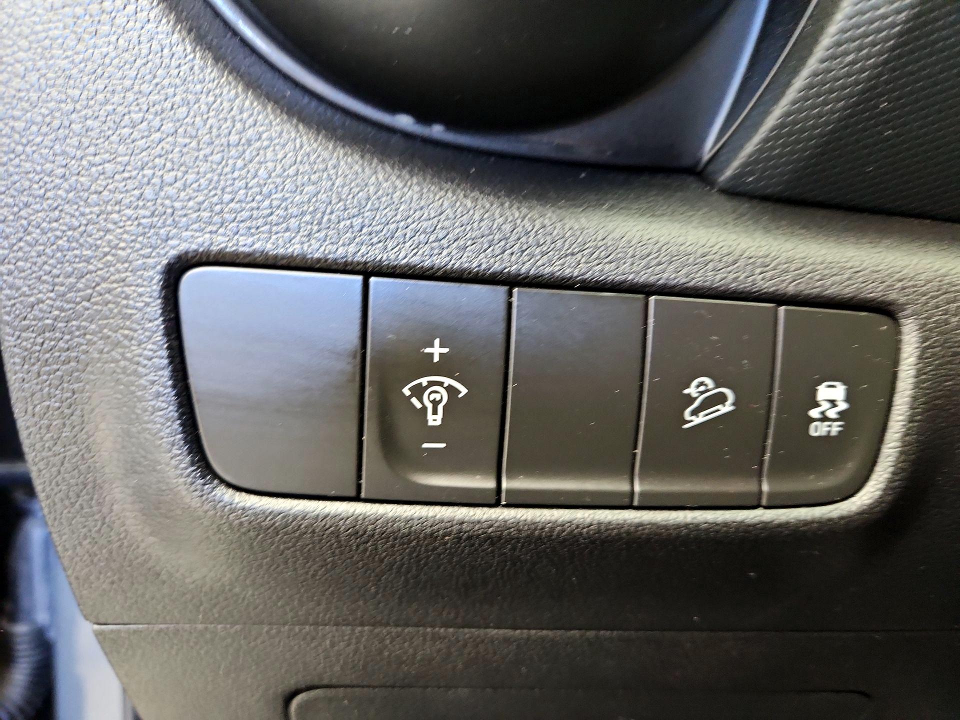 Thumbnail: 2023 Hyundai Kona - 13