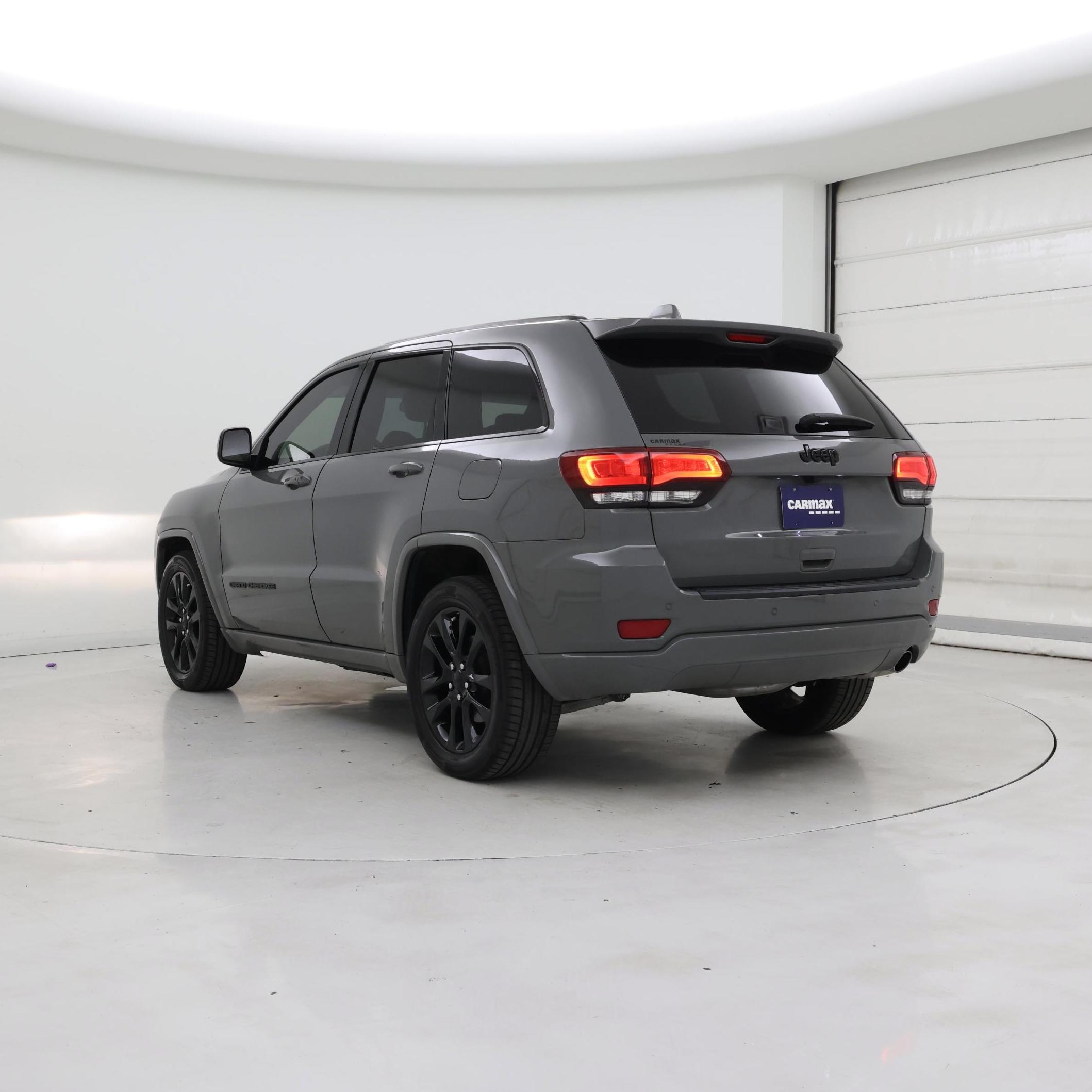 Thumbnail: 2021 Jeep Grand Cherokee - 2