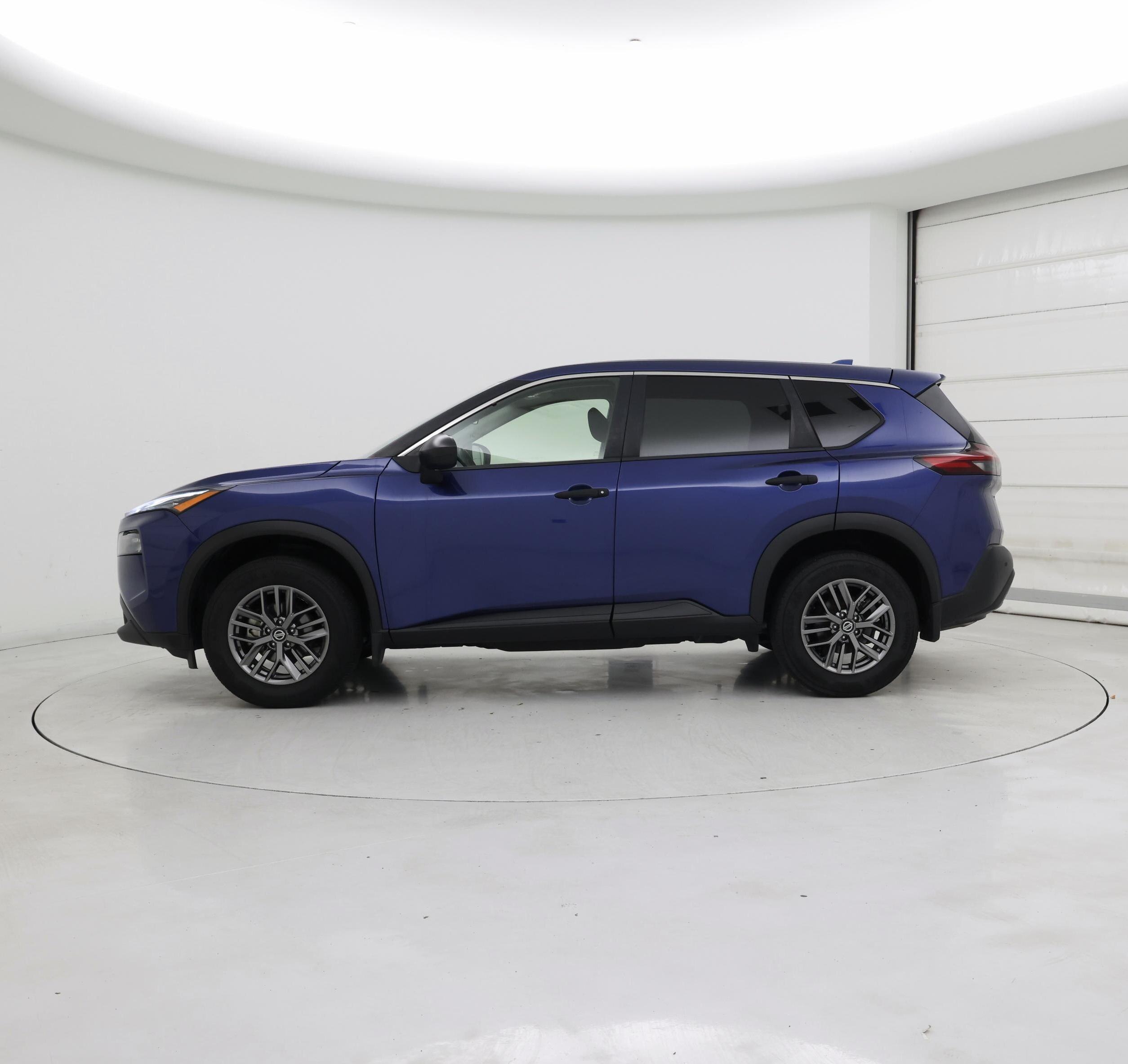 Thumbnail: 2021 Nissan Rogue - 3
