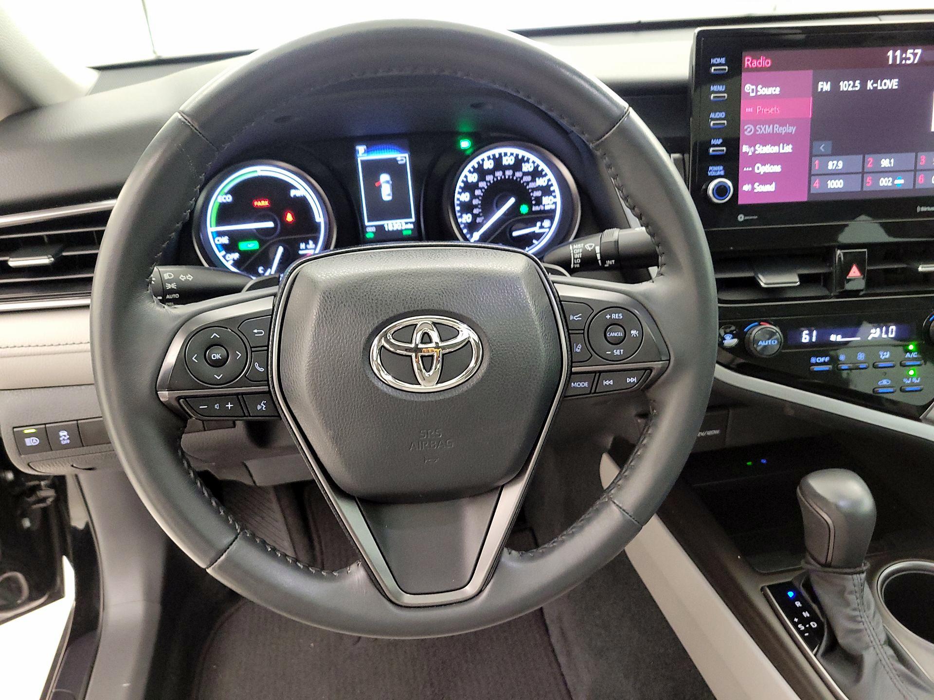 Thumbnail: 2023 Toyota Camry - 10