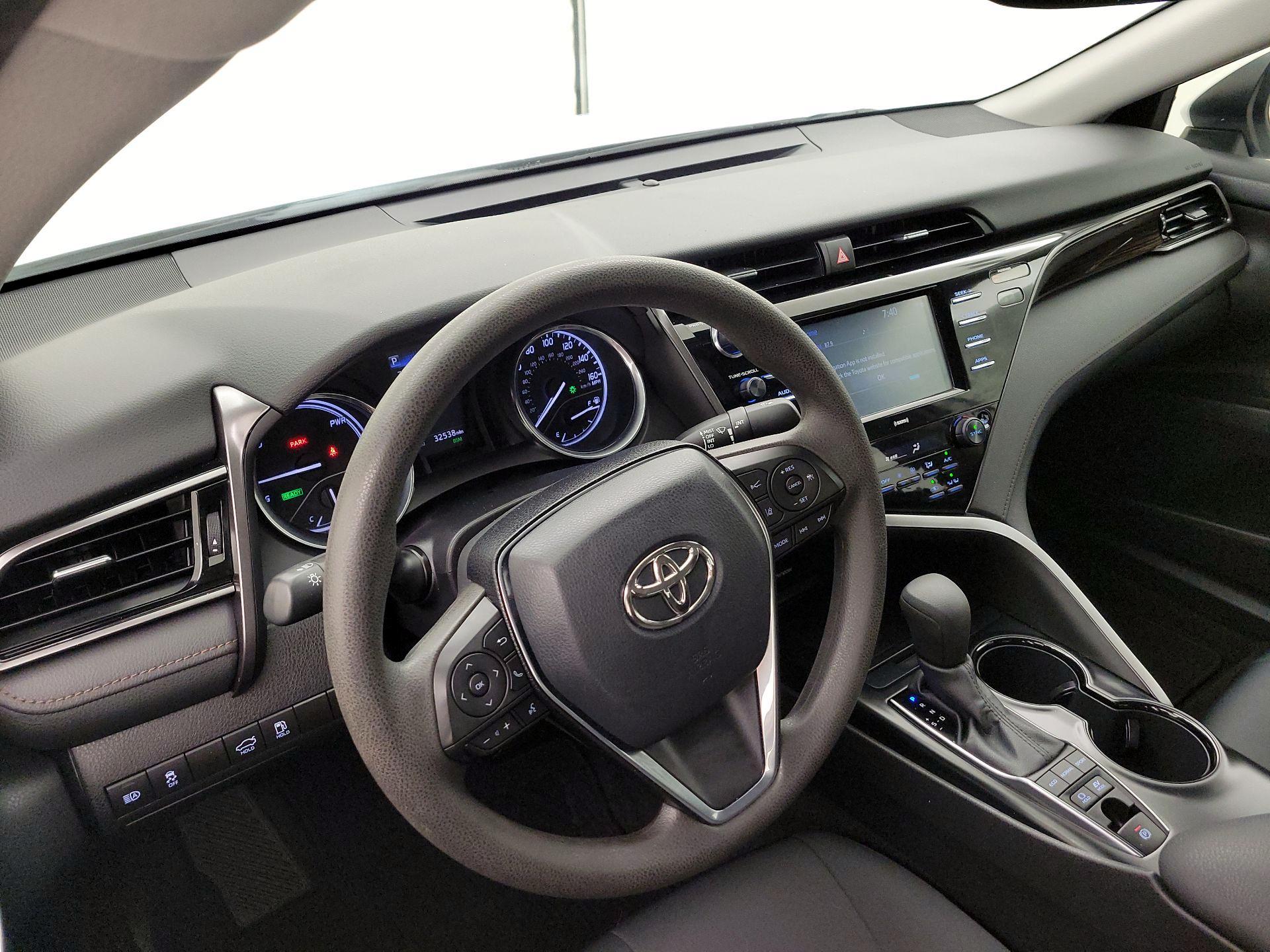 Thumbnail: 2020 Toyota Camry - 9