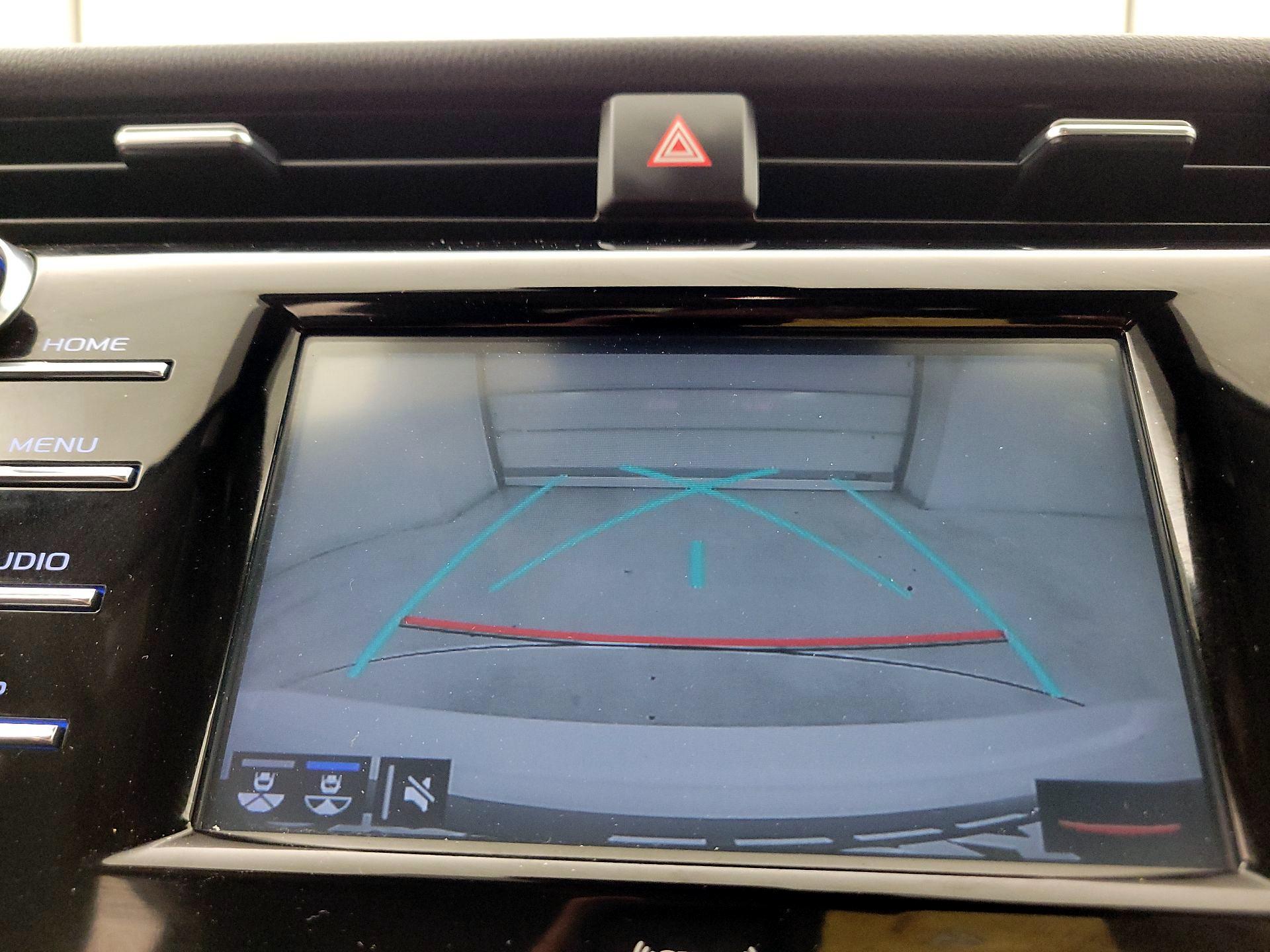 Thumbnail: 2020 Toyota Camry - 14