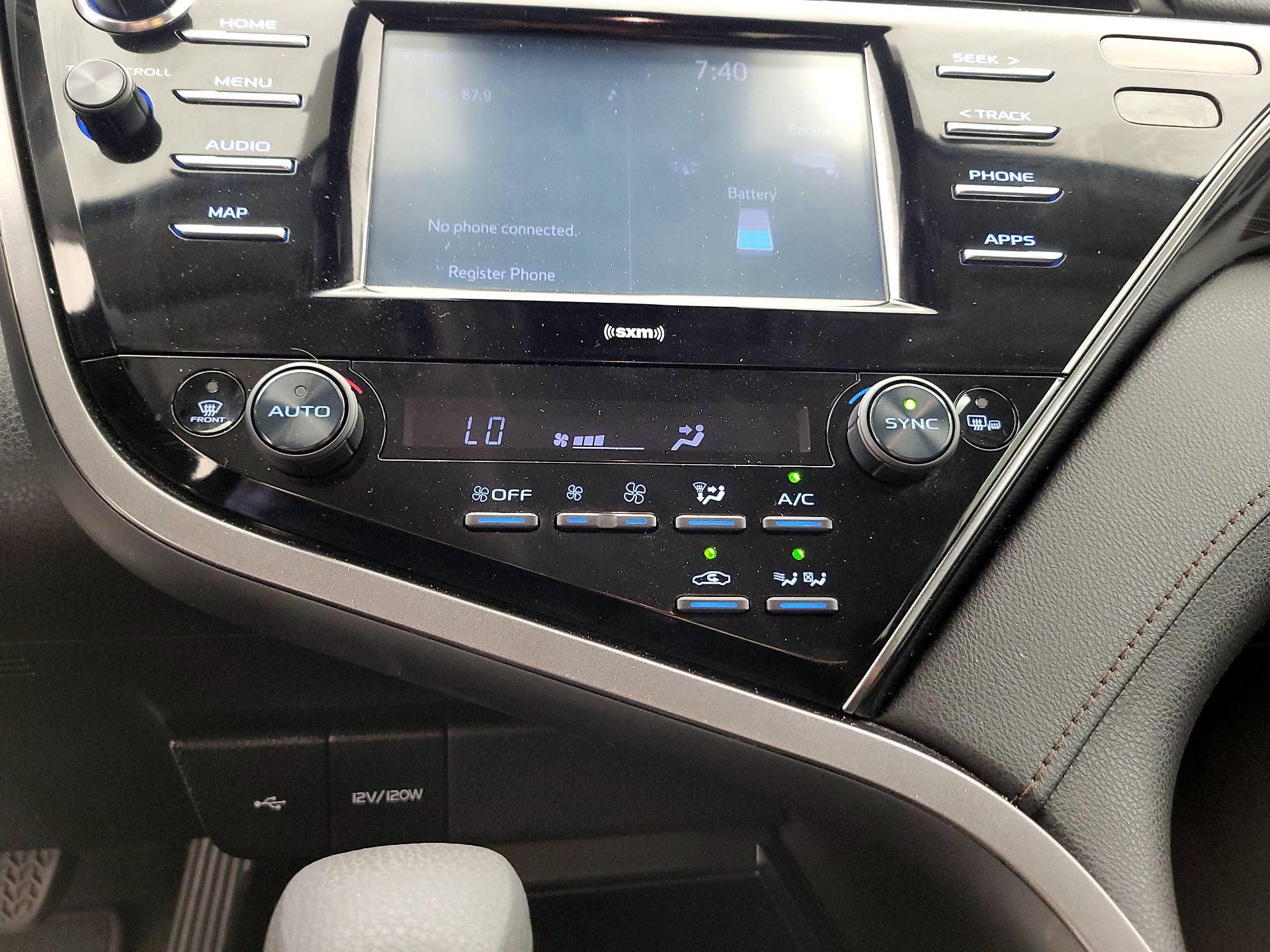 Thumbnail: 2020 Toyota Camry - 16