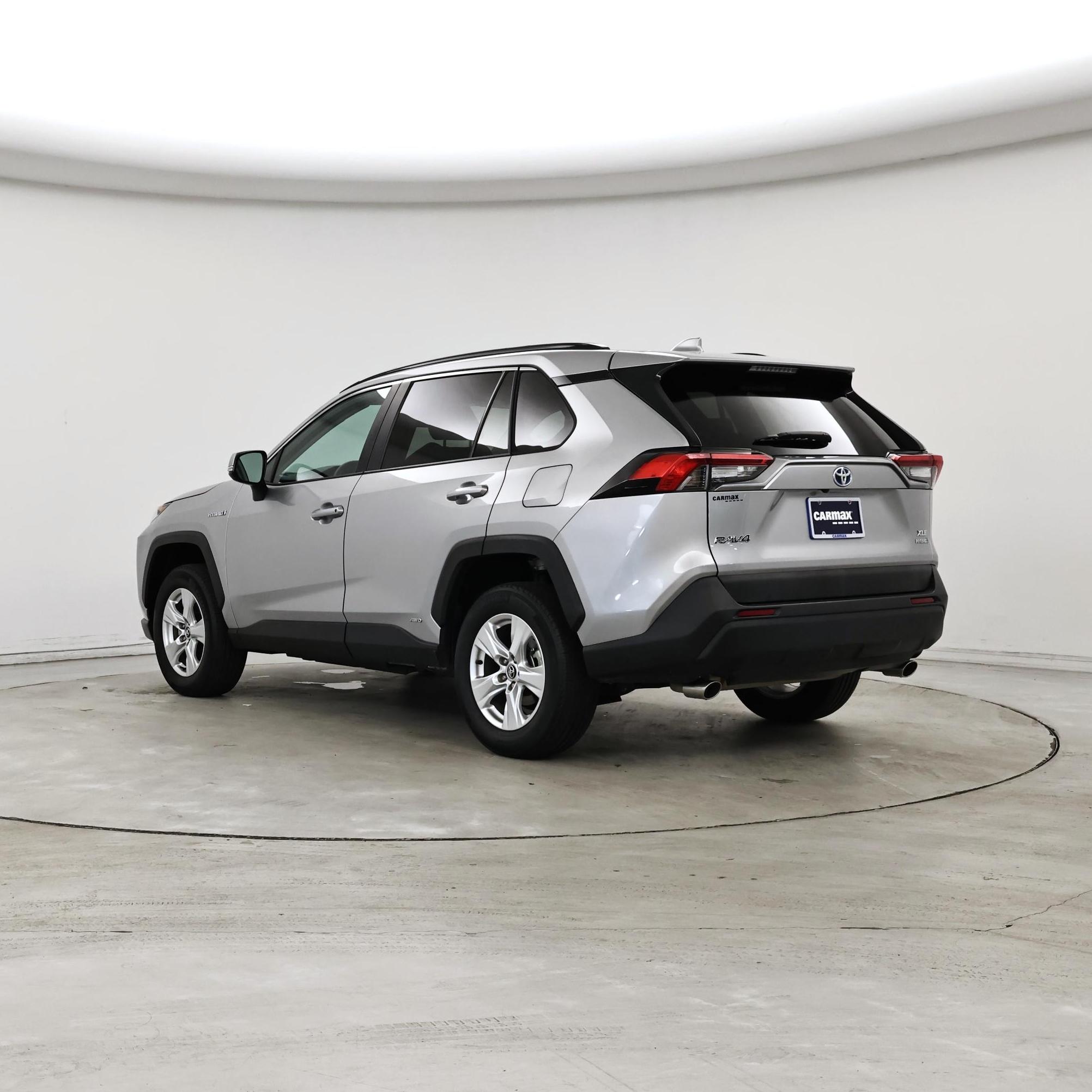 Thumbnail: 2020 Toyota RAV4 - 2