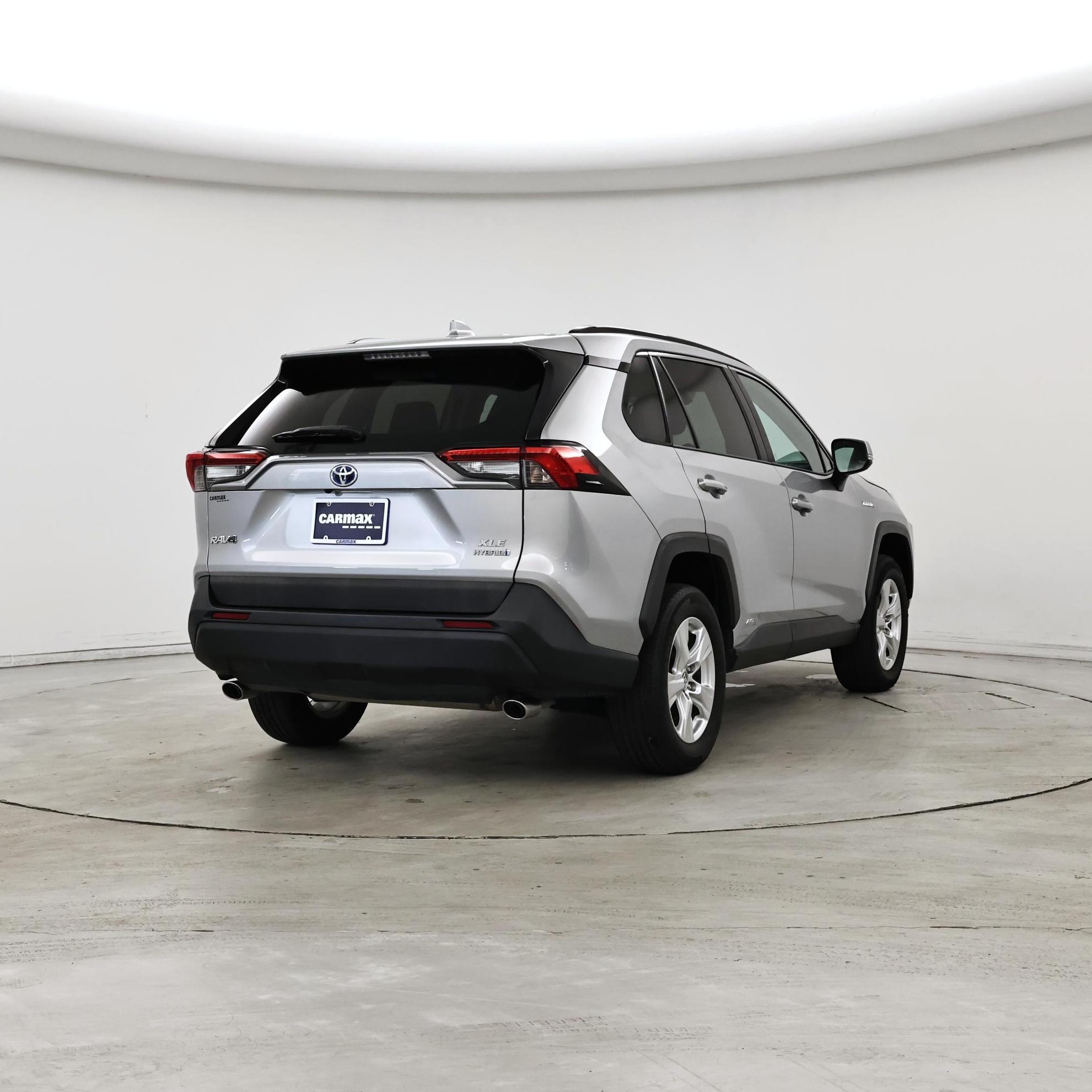 Thumbnail: 2020 Toyota RAV4 - 8