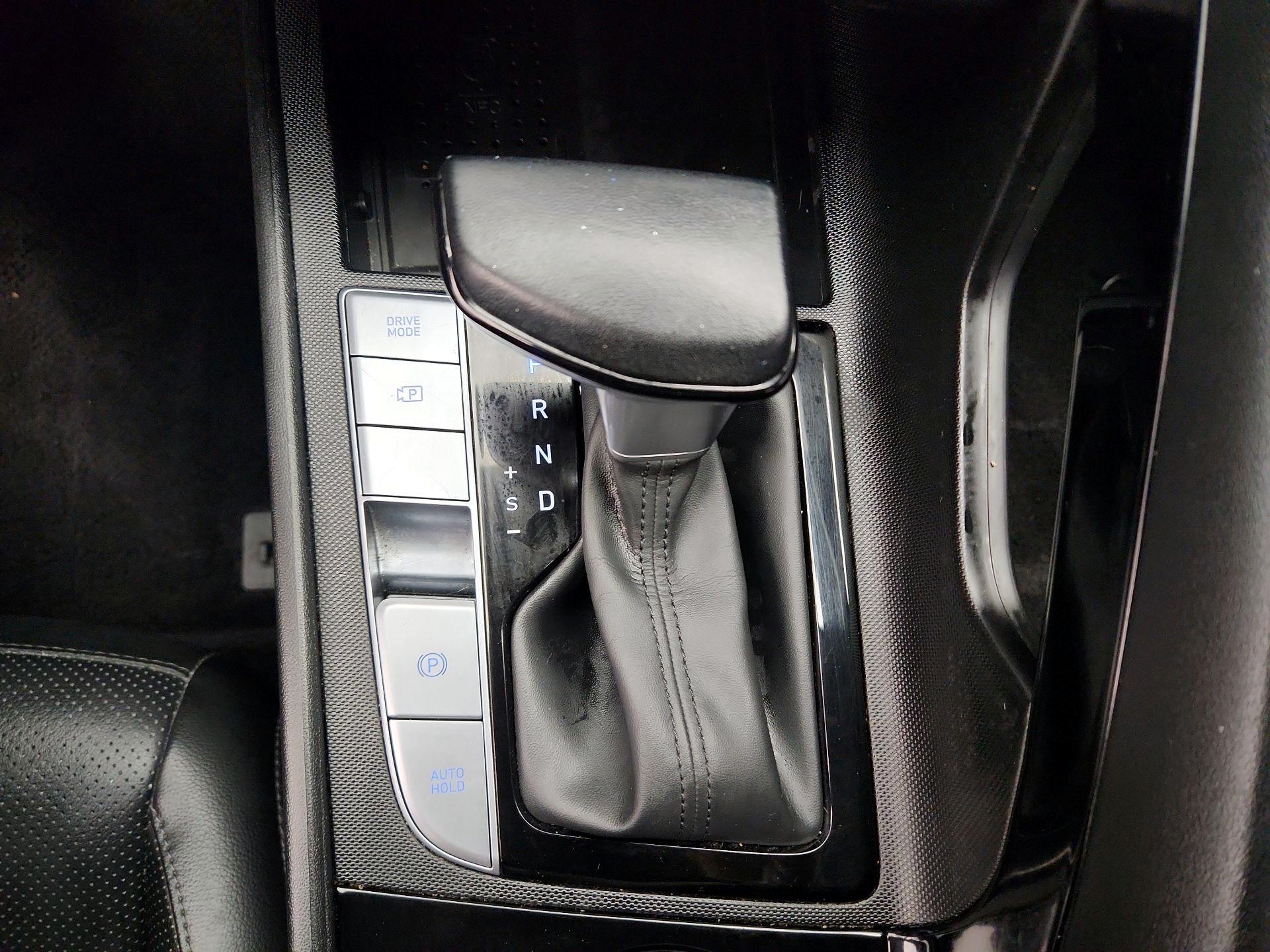 Thumbnail: 2023 Hyundai Elantra - 18