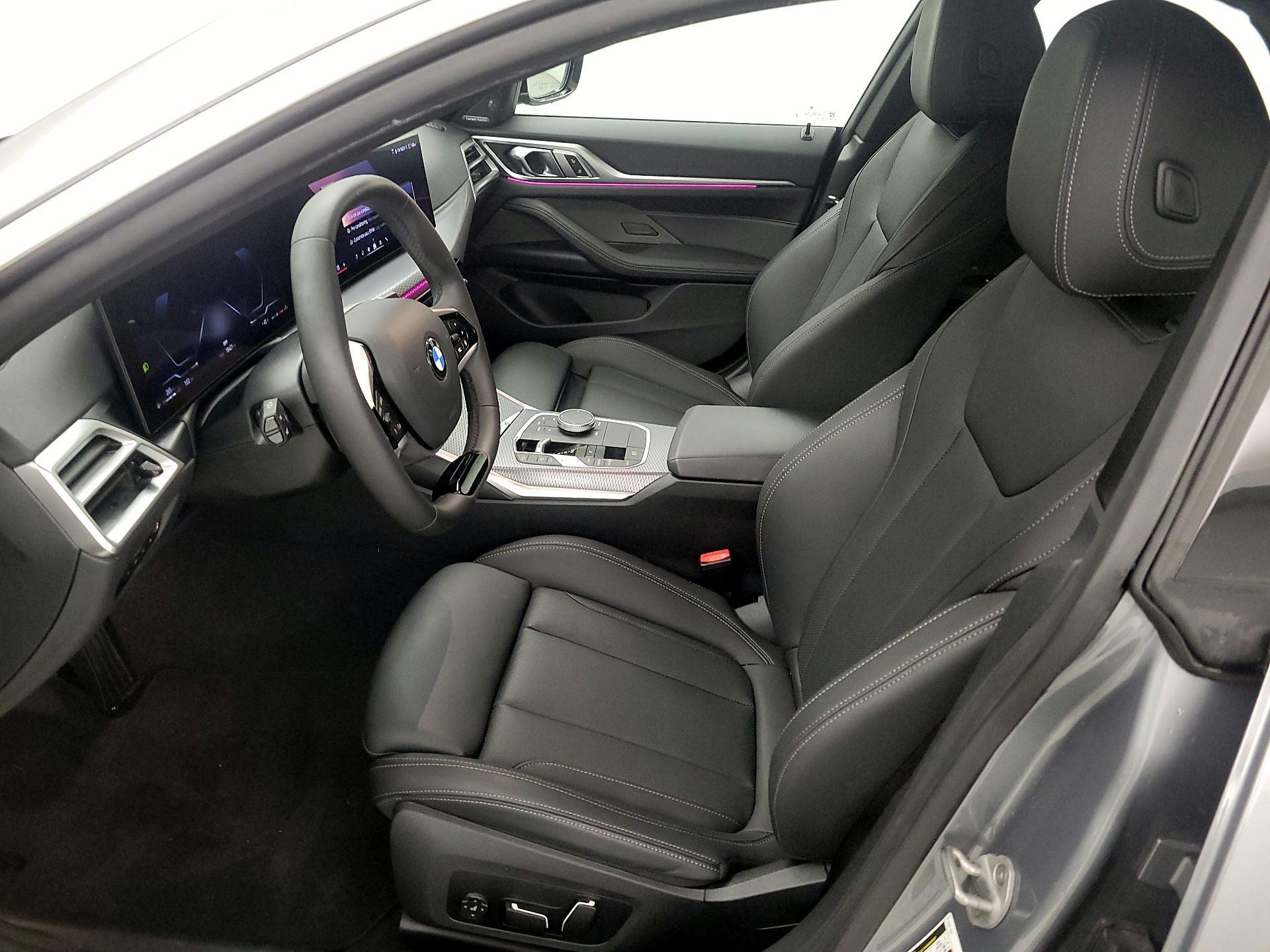 Thumbnail: 2025 BMW 4 Series - 11