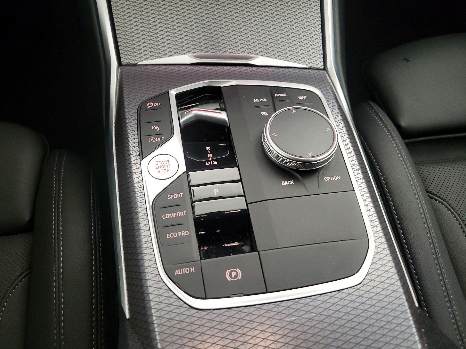 Thumbnail: 2025 BMW 4 Series - 18