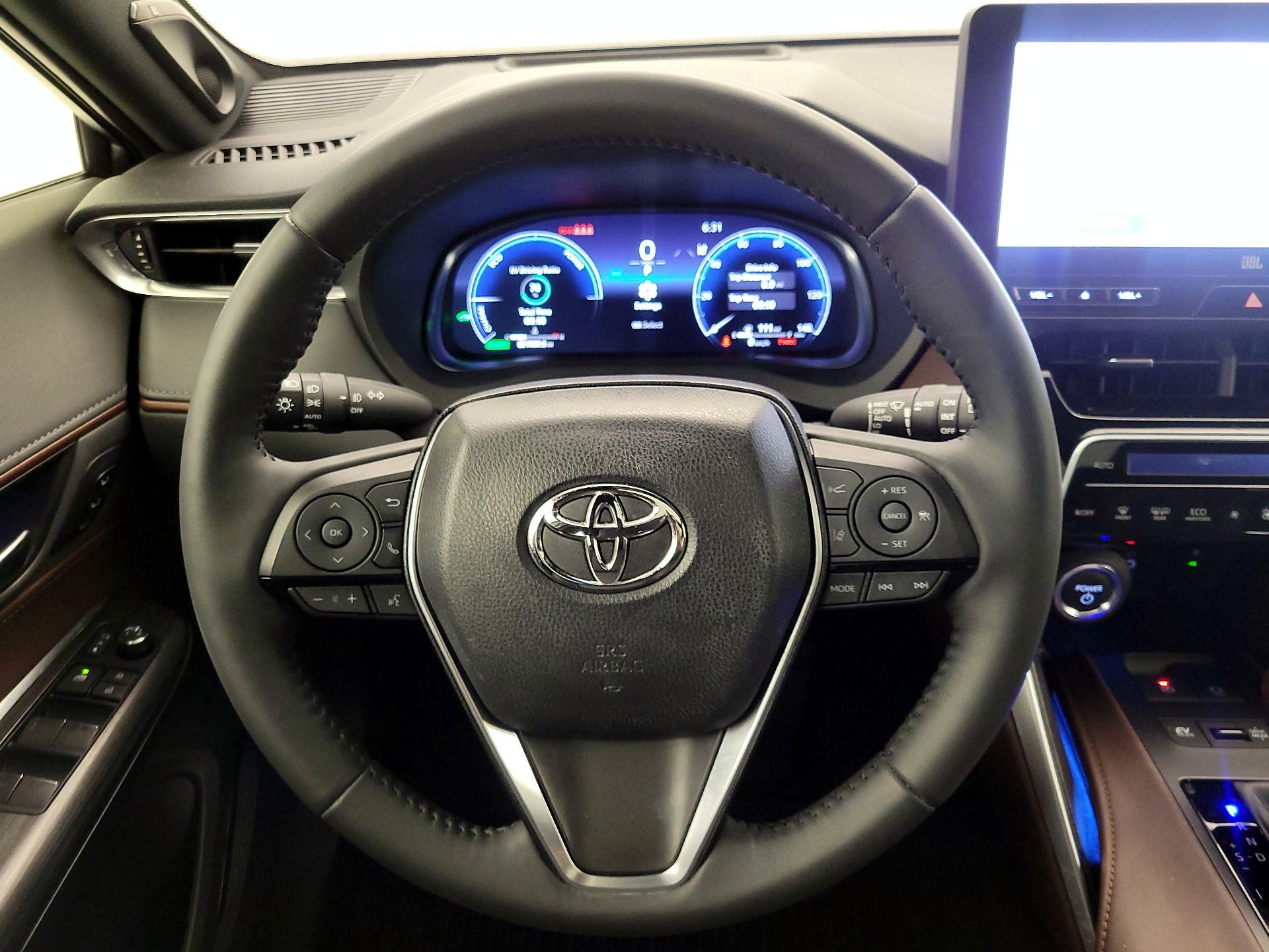 Thumbnail: 2024 Toyota Venza - 10