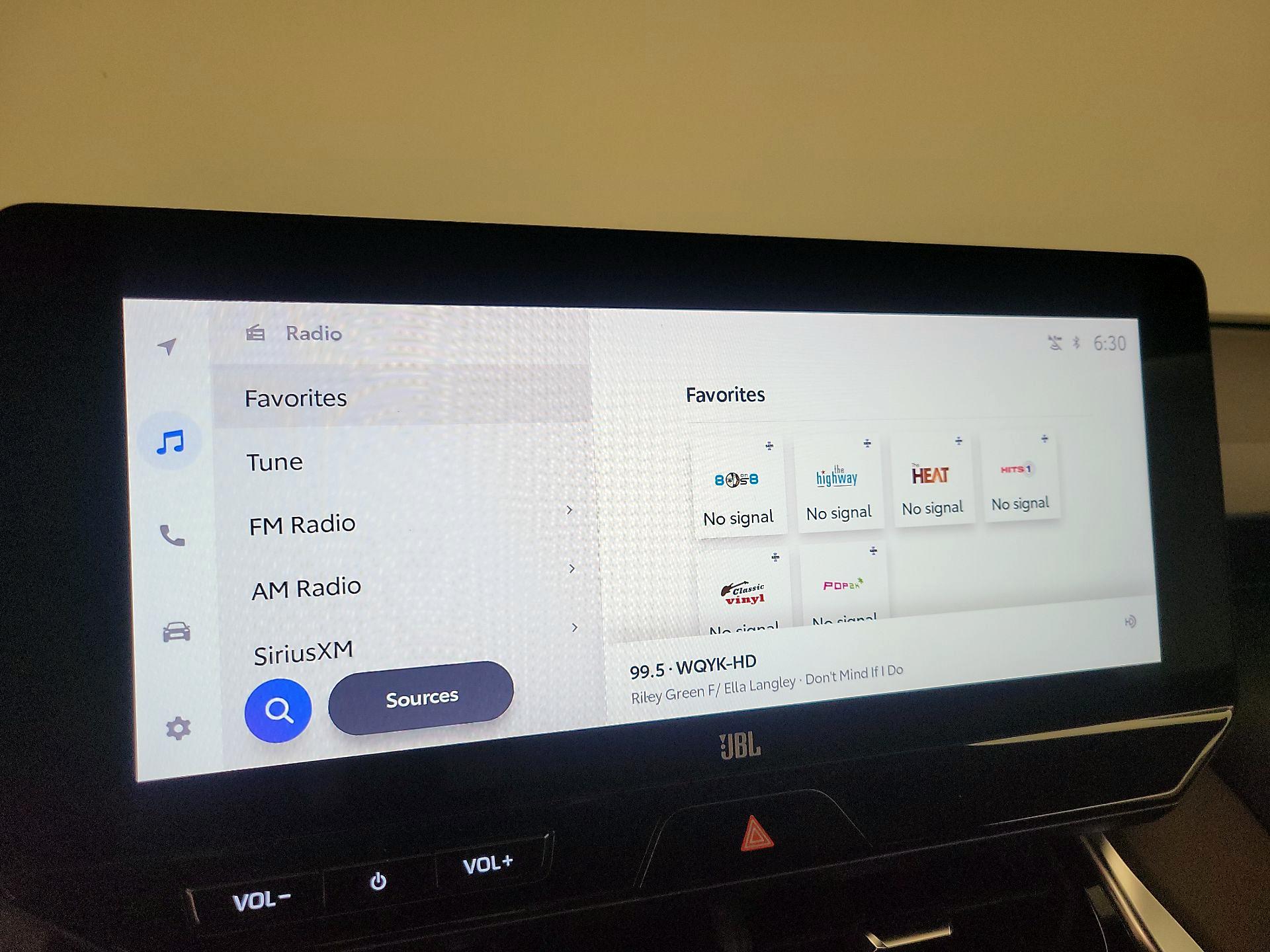 Thumbnail: 2024 Toyota Venza - 15