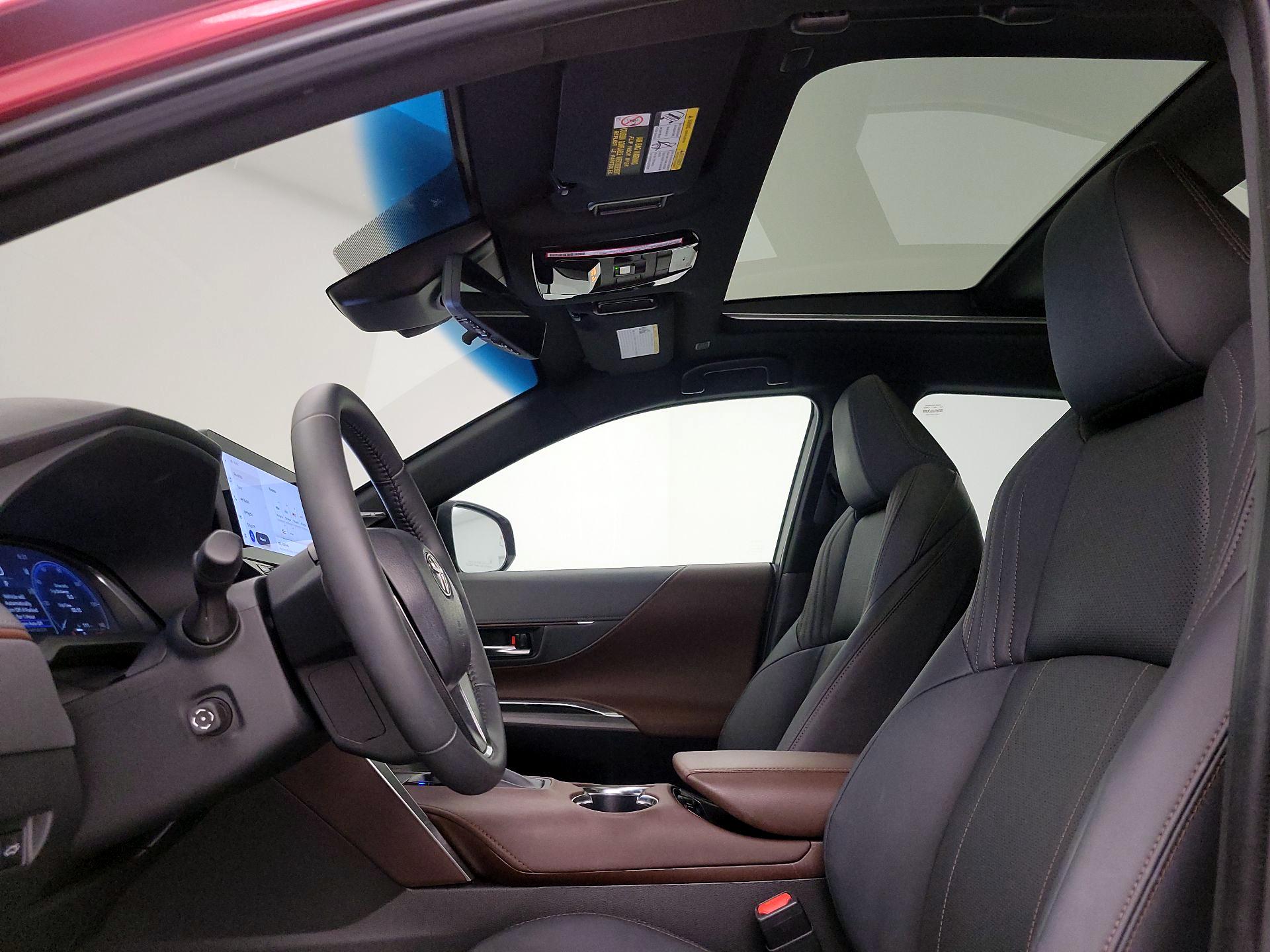 Thumbnail: 2024 Toyota Venza - 19